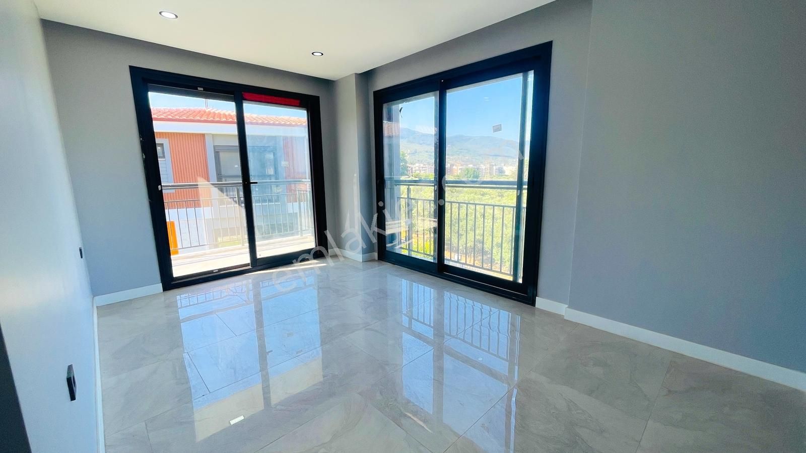 Kuşadası Davutlarda Özel Havuzlu Tek Müstakil Villa - Görsel 16