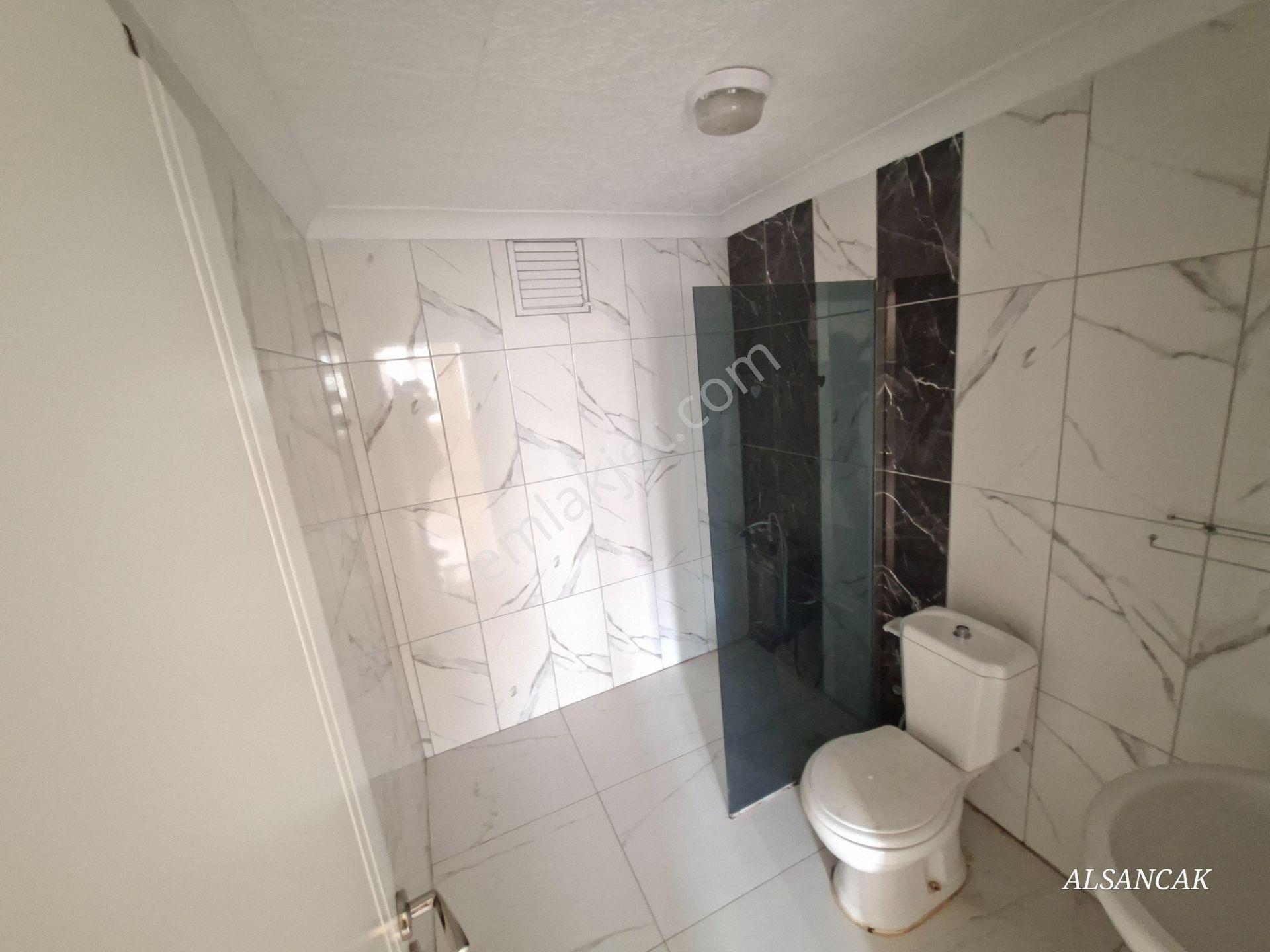 Ahi Mesut Mahallesinde Sitede 3+1 Krediye Uygun Geniş Yapılı Daire 2 Banyolu Kilerli - Görsel 29