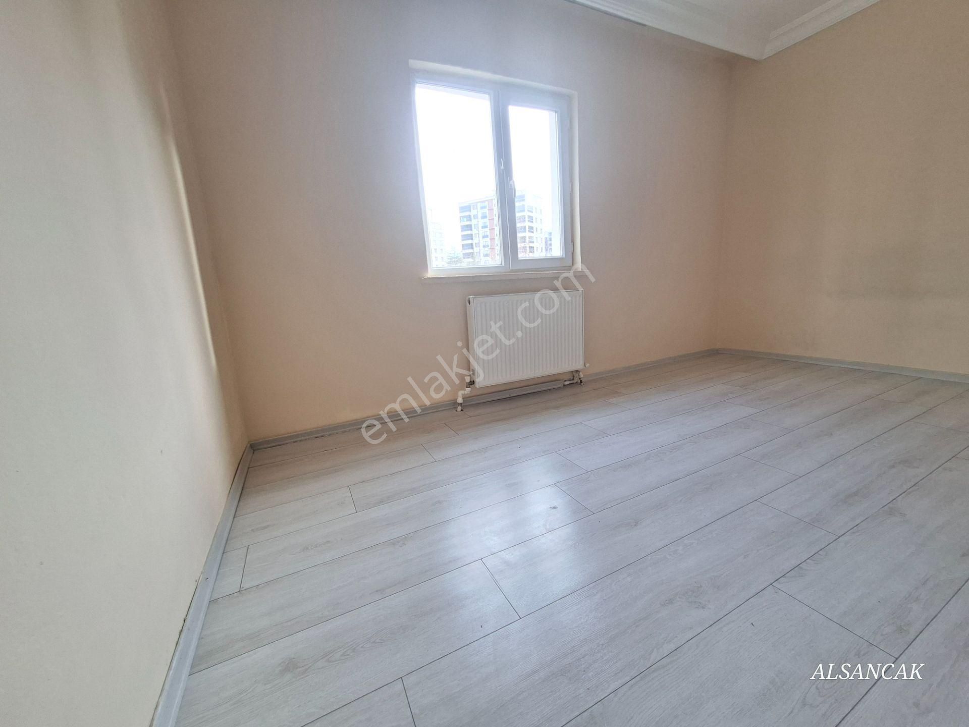 Ahi Mesut Mahallesinde Sitede 3+1 Krediye Uygun Geniş Yapılı Daire 2 Banyolu Kilerli - Görsel 20