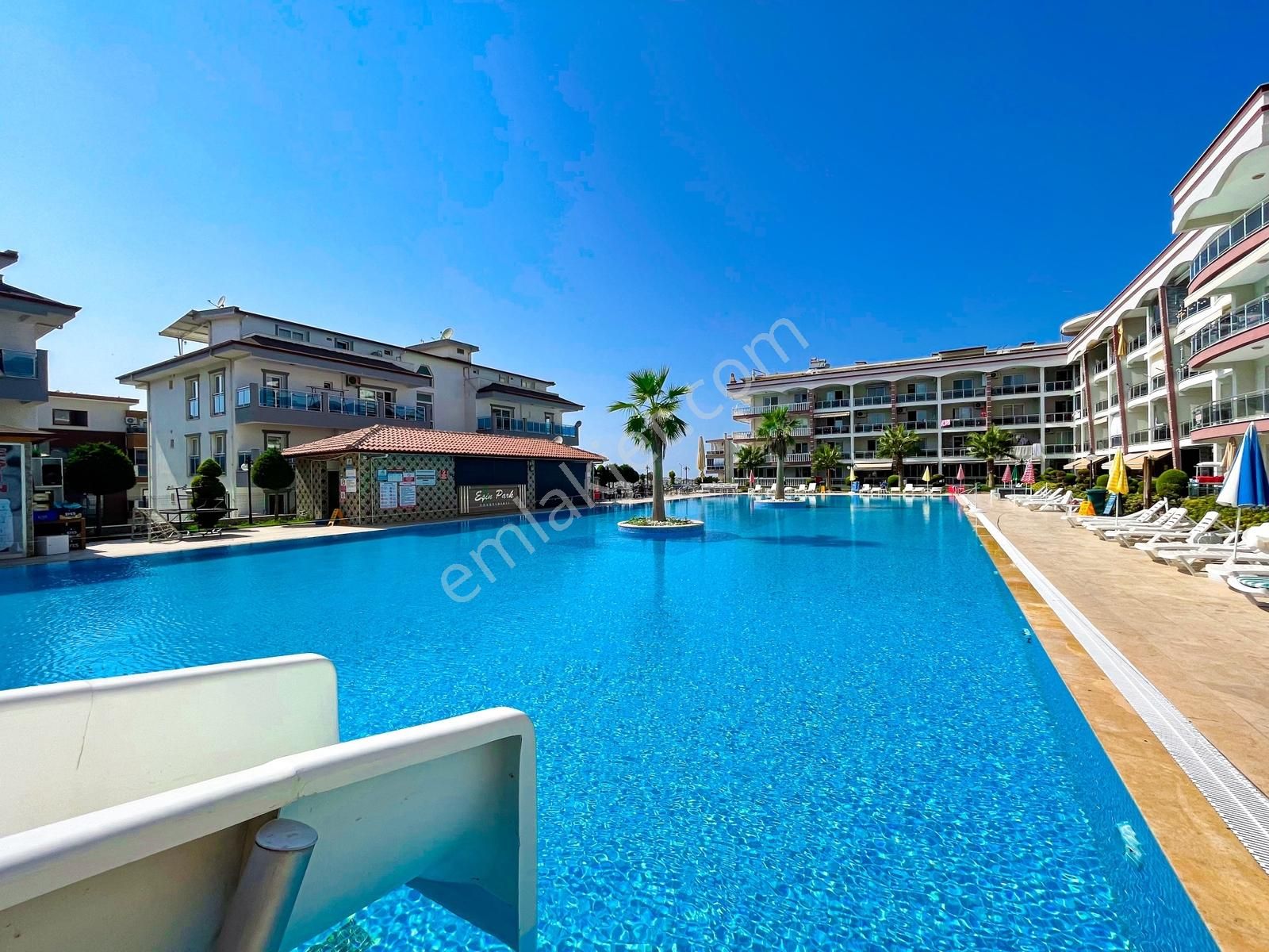 Villa Tv'den, 3+1 Havuzlu Sitede Deniz Manzaralı Eşyalı Daire - Görsel 16