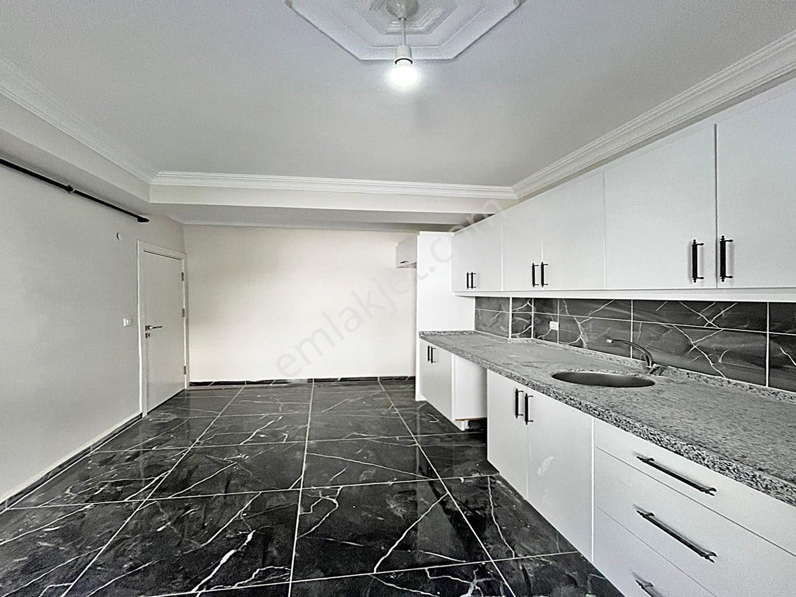 Cadde34'den Saadetdere Turgut Özalda %70 Krediye Uygun Sıfır 3+1 Ebeveyn Banyolu Çift Balkonlu Daire - Görsel 28