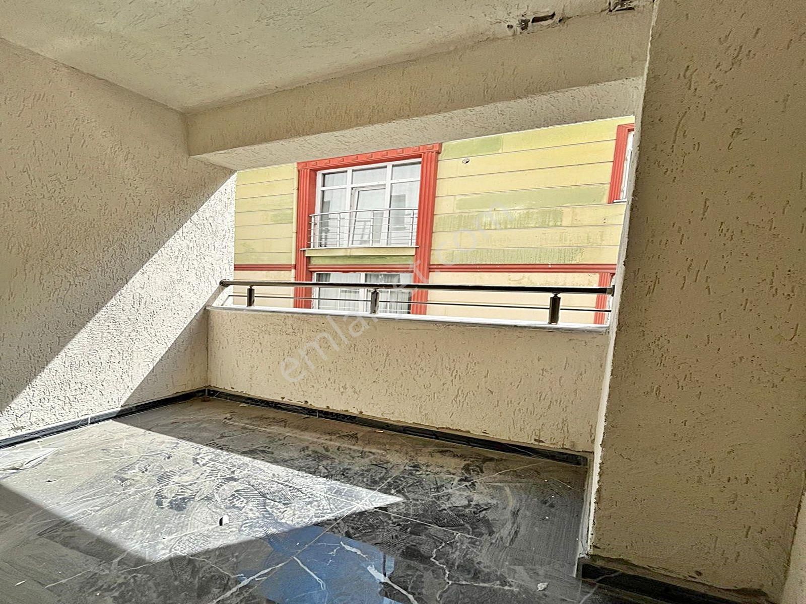Cadde34'den Saadetdere Turgut Özalda %70 Krediye Uygun Sıfır 3+1 Ebeveyn Banyolu Çift Balkonlu Daire - Görsel 14