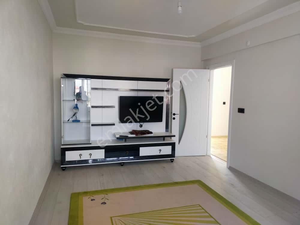 Rüstemlerde Kiralık 2+1 120m2 Daire - Görsel 13
