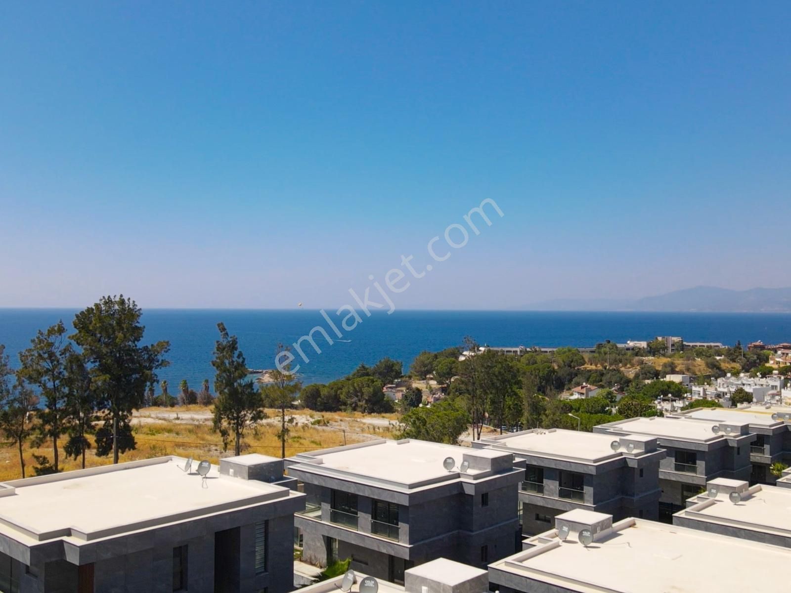 Plaja Sadece 250 Metre Köşe Konum! Satılık Müstakil Lüks Villa - Görsel 6