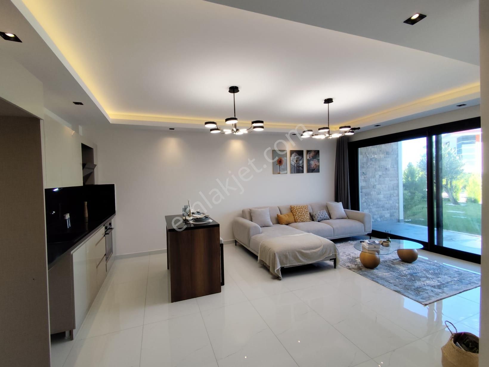 Davutlar'da Özel Havuzlu Müstakil Akıllı Villa - Görsel 33