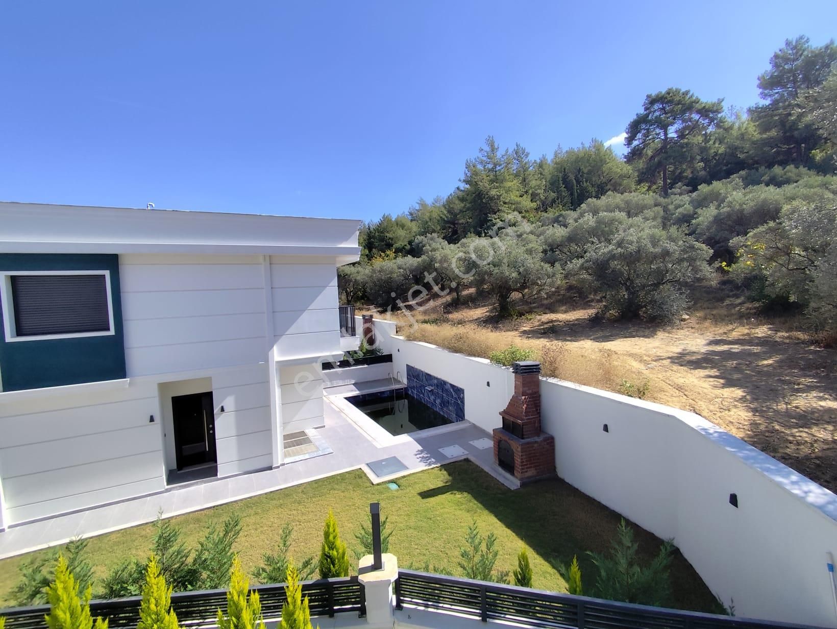 Davutlar'da Özel Havuzlu Müstakil Akıllı Villa - Görsel 23