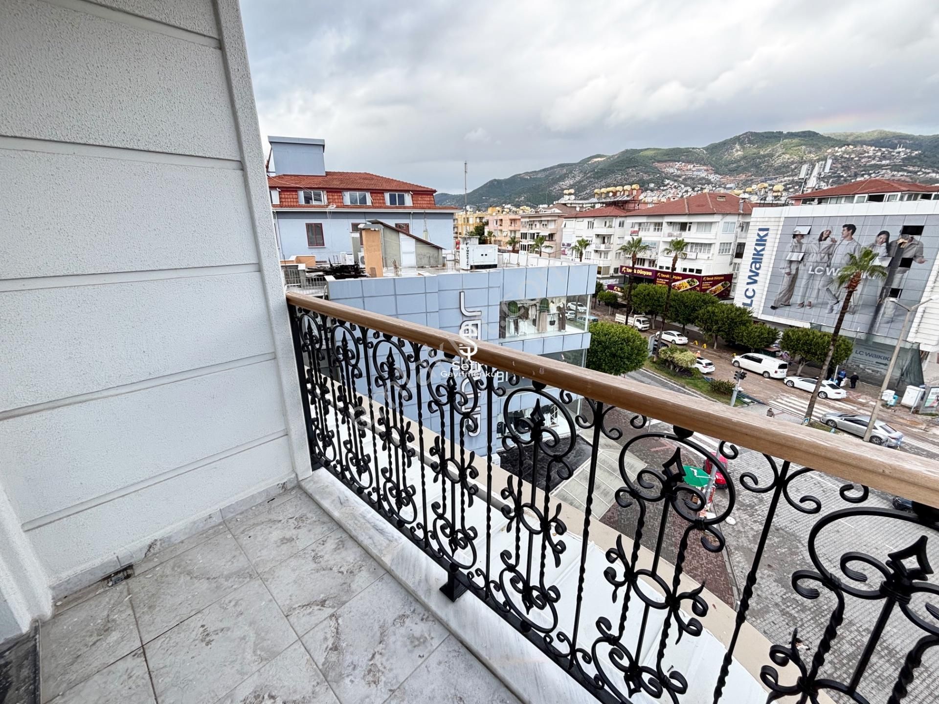 Alanya Merkez'de Kiralık 2+1 Ayrı Mutfak Geniş Ofis - Görsel 5