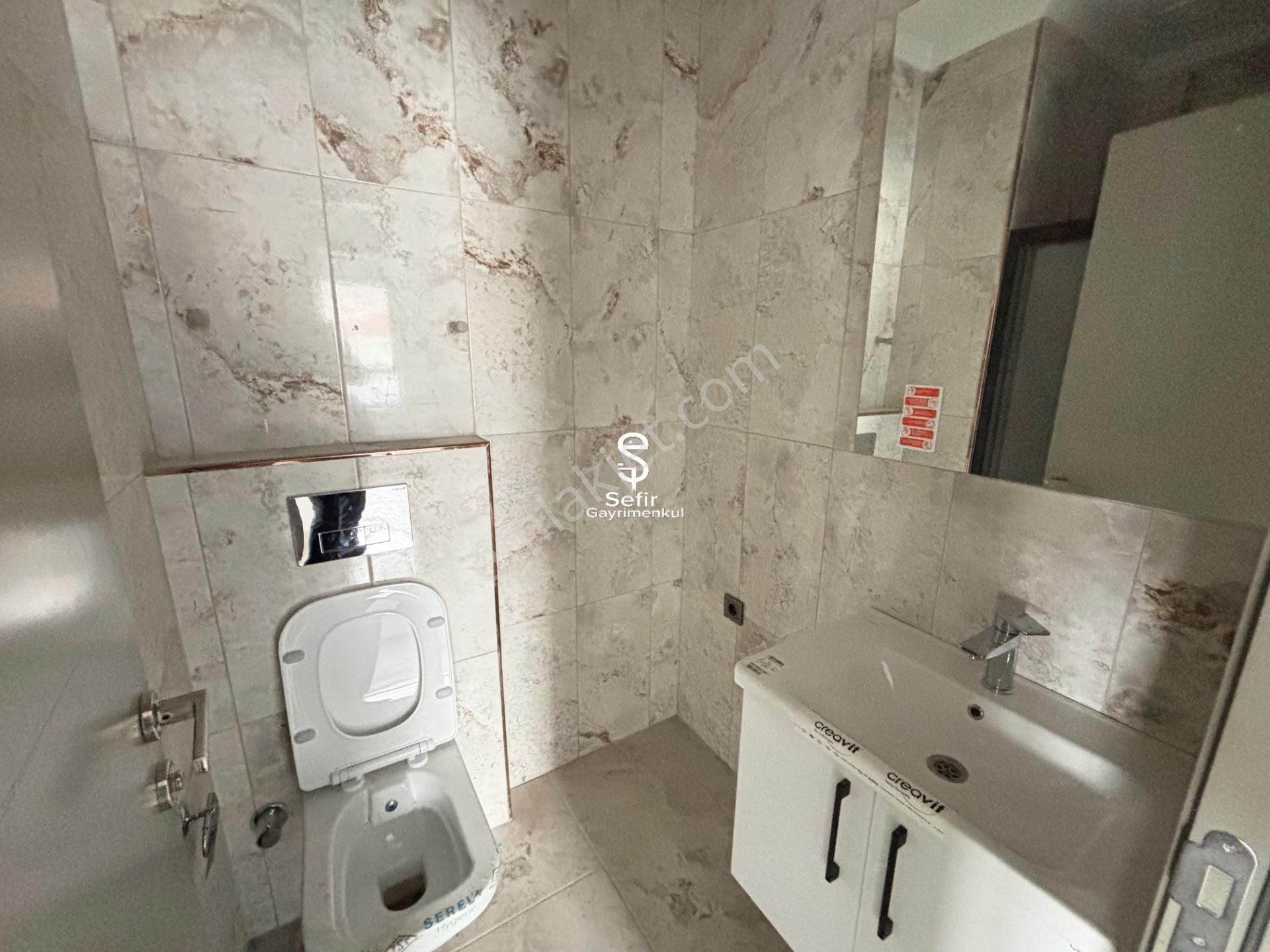 Alanya Merkez'de Kiralık 2+1 Ayrı Mutfak Geniş Ofis - Görsel 13