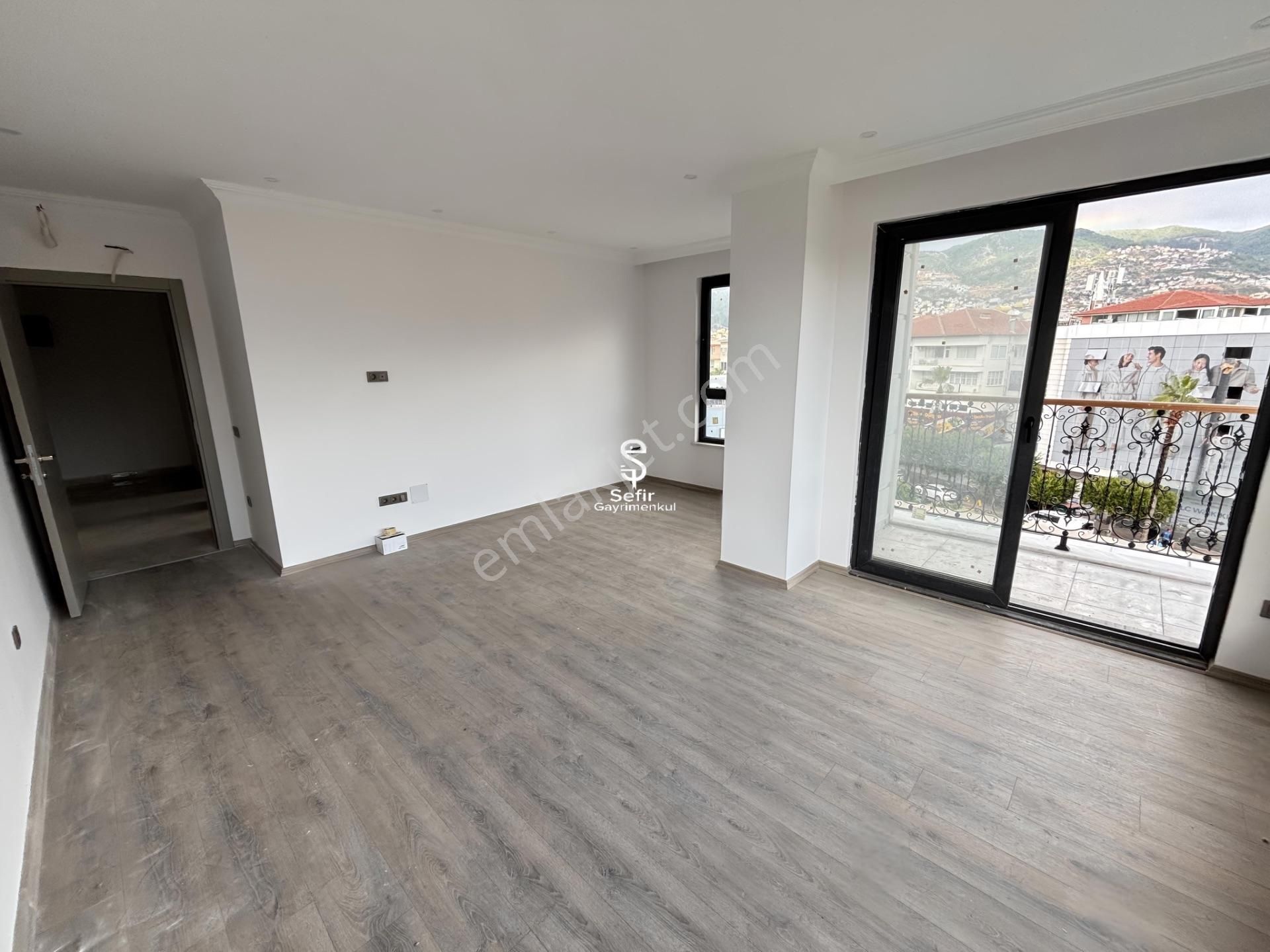 Alanya Merkez'de Kiralık 2+1 Ayrı Mutfak Geniş Ofis - Görsel 4