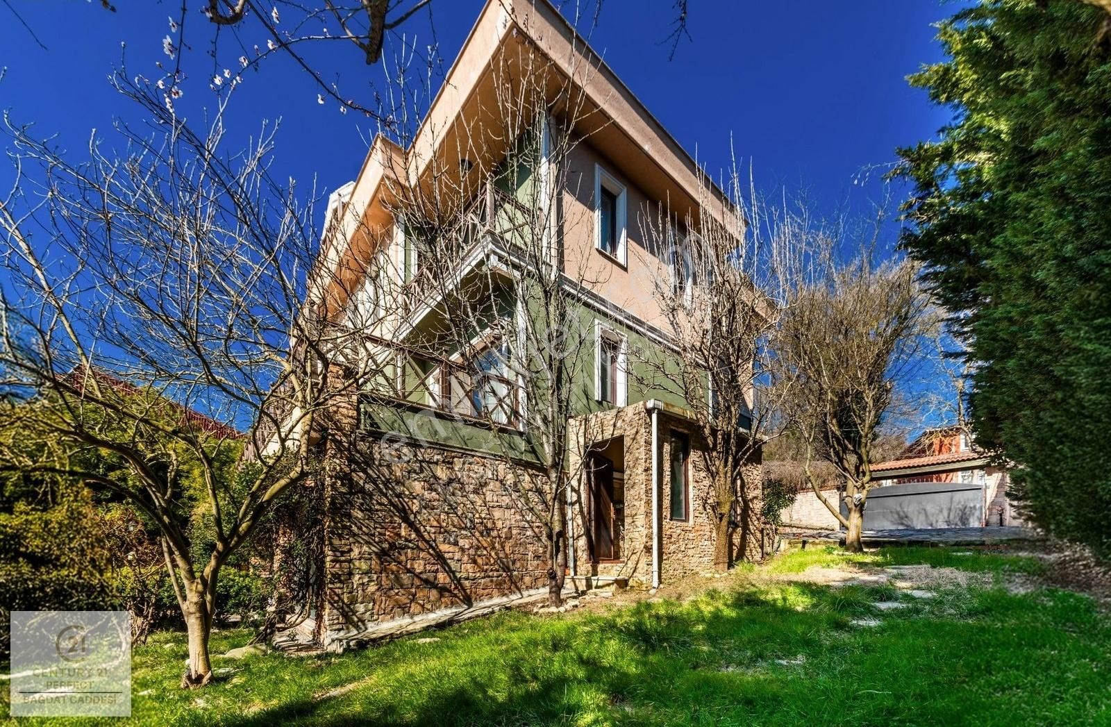 Çekmeköy Sırapınar'da 1487 M2 Arsa İçinde Havuzlu Eşsiz Villa - Görsel 10