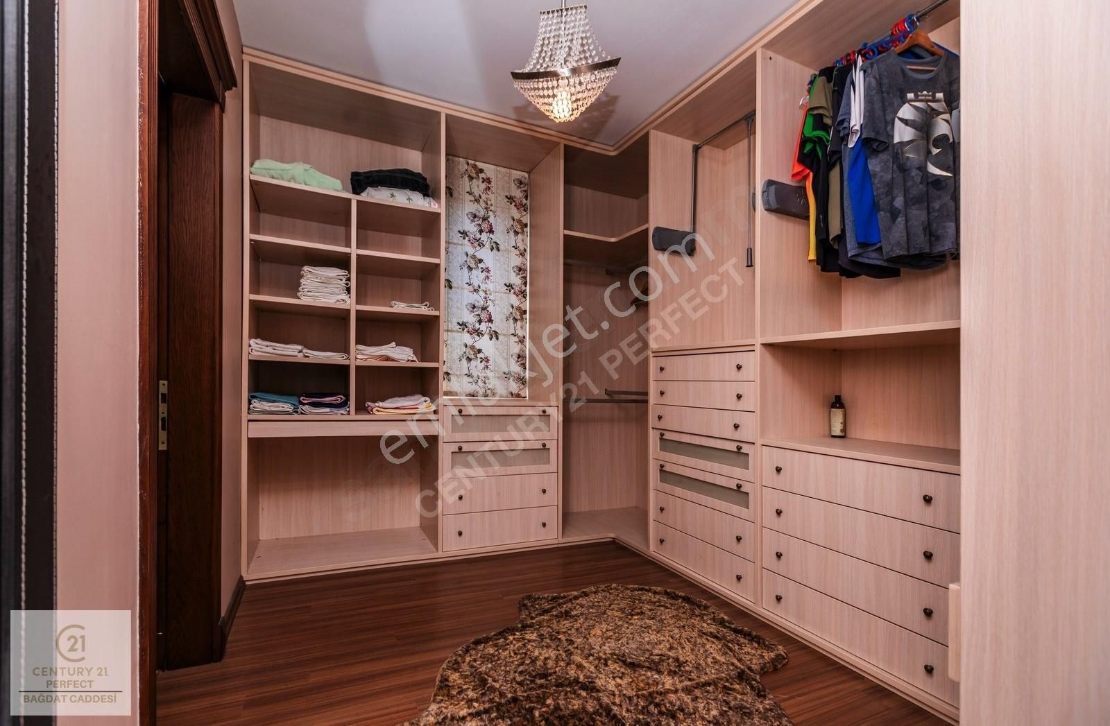 Çekmeköy Sırapınar'da 1487 M2 Arsa İçinde Havuzlu Eşsiz Villa - Görsel 25