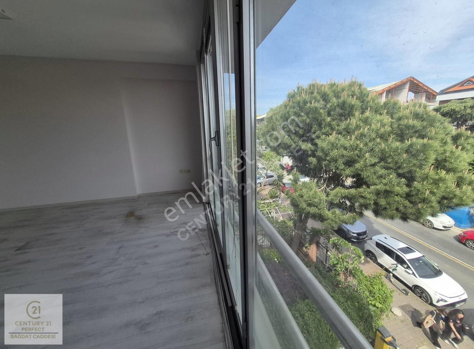 Koşuyolu Cadde Üzeri, Boş Net 400 M2 Komple Bina Tekliflere Açık - Görsel 22