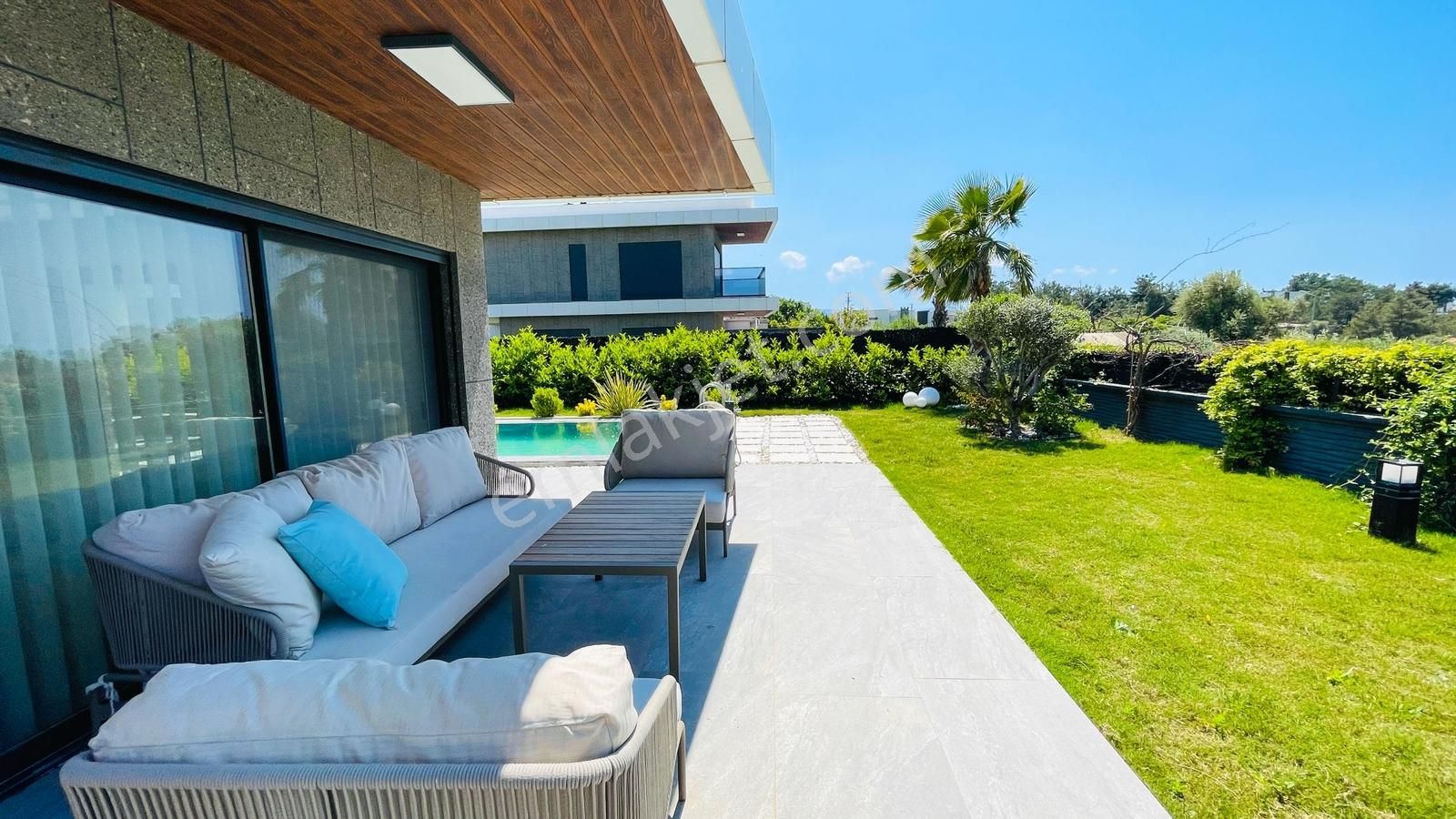 Kuşadası'nda Bu Fiyata Villa Kalmaz! 4+1 Özel Havuzlu - Görsel 23