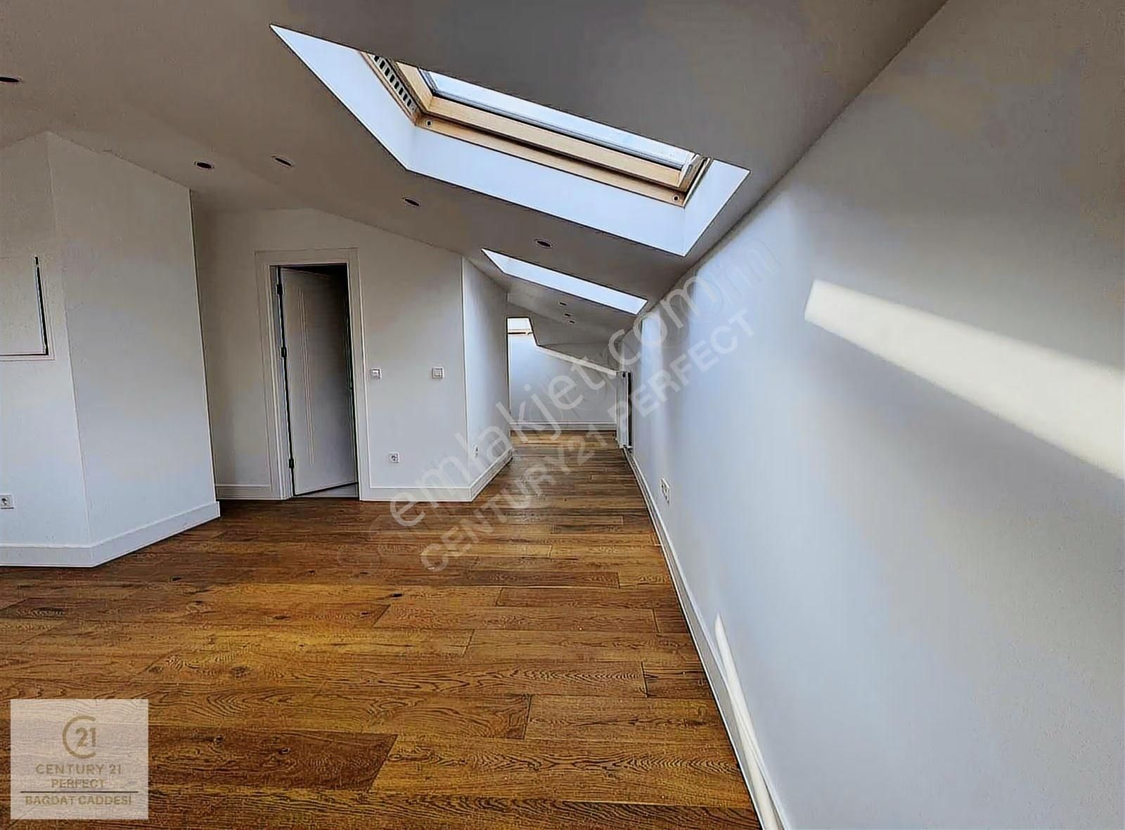 Caddebostan Sahilde Deniz Manzaralı 4+2 İskanlı Dubleks - Görsel 7