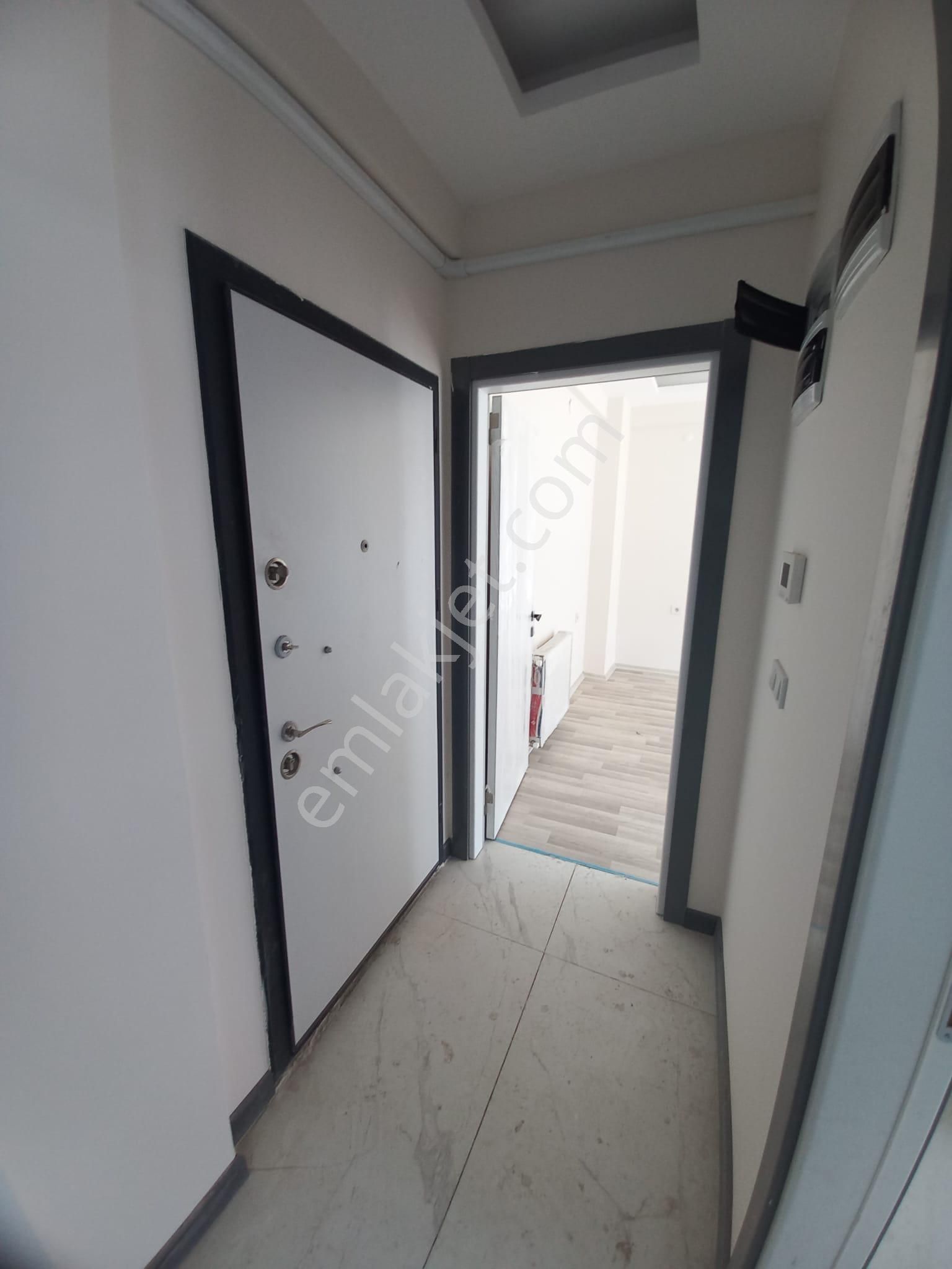 Turpa Lotustan Bahçelievler Florya Sitesinde Satılık Fırsat Daireler - Görsel 5