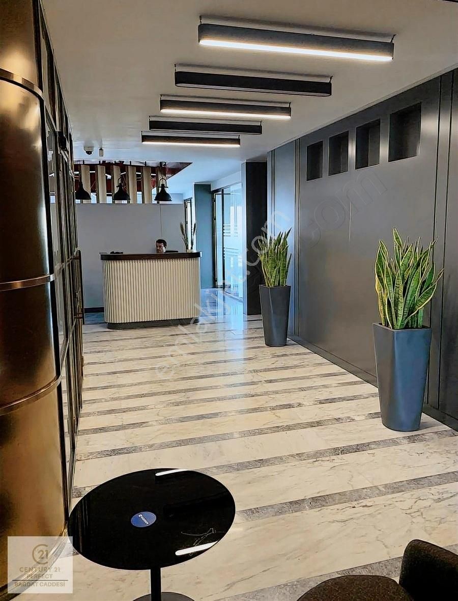 Maltepe Metrosu Yanında, Sıfır, 300m2 Bürüt, K.otoparklı,kiralık - Görsel 13