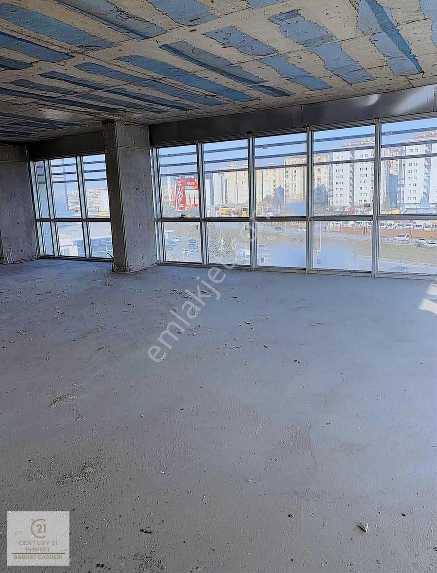 Maltepe Metrosu Yanında, Sıfır, 300m2 Bürüt, K.otoparklı,kiralık - Görsel 22