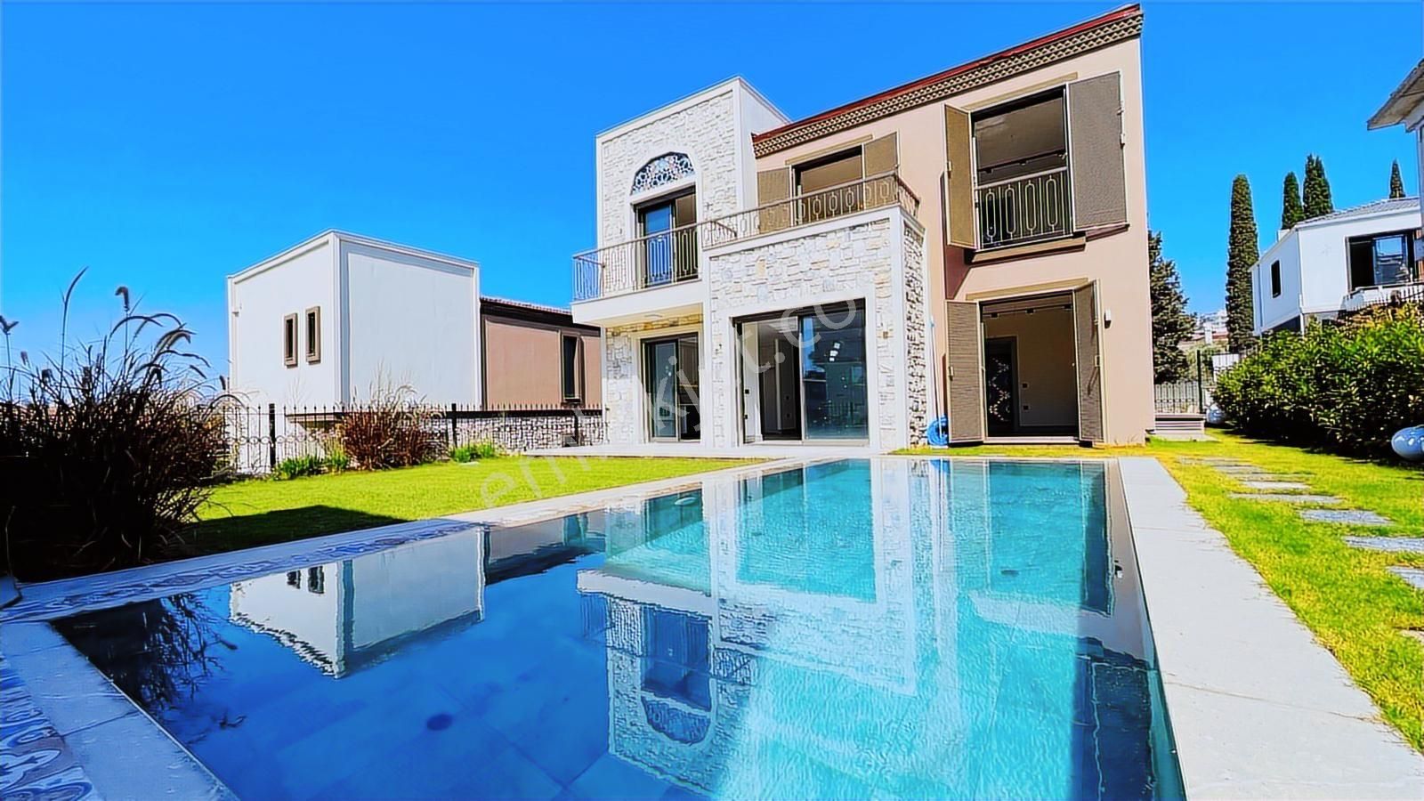 Bu Fiyata Bu Villa Bedava!! Kuşadası Satılık5+2 Müstakil Villa - Görsel 17