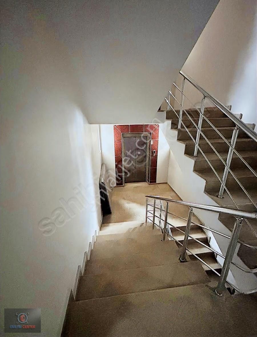 Gültepe Mahallesi 4+1 Lüks Daire - Görsel 2