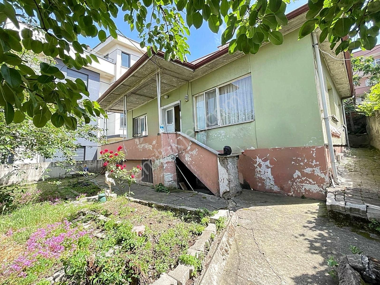Sakarya Araştırma Hastanesi Arkasında Satılık 216 M2 Müstakil Ev - Görsel 3