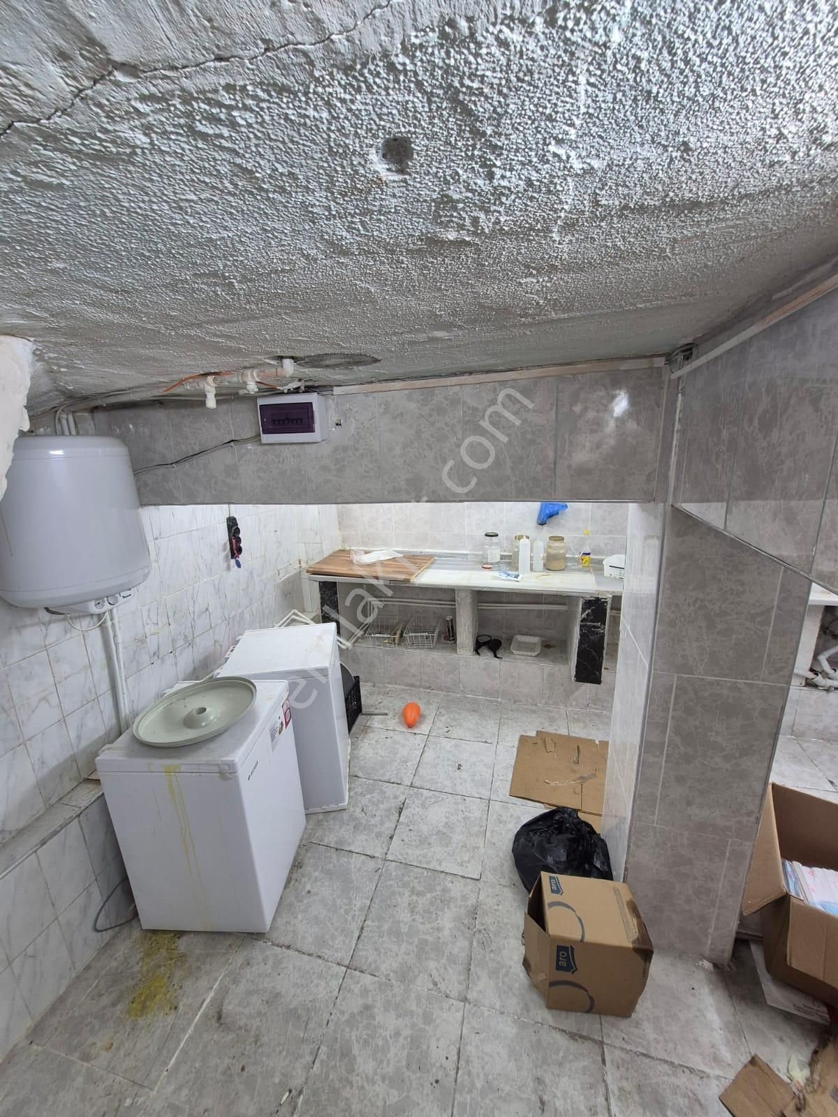 Fatih Aksaray Meydanı İskenderpaşa Kiralık 150 M2 Kafe Lokanta - Görsel 8
