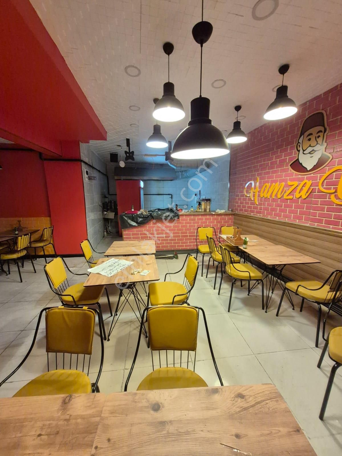 Fatih Aksaray Meydanı İskenderpaşa Kiralık 150 M2 Kafe Lokanta