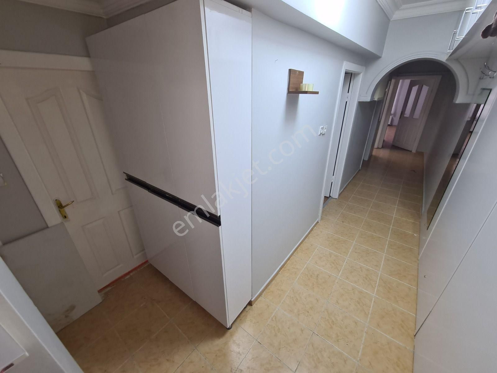 Özlem Cad. & Selim Cad. Arasında Yapılı Kat Konumlu Kiralık 3+1 - Görsel 24