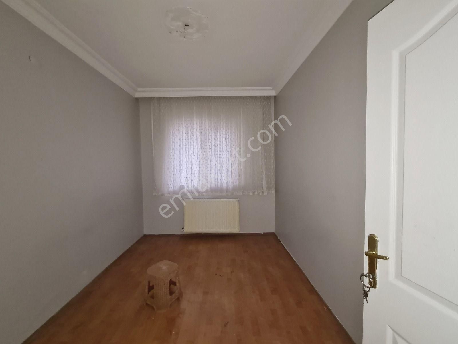 Özlem Cad. & Selim Cad. Arasında Yapılı Kat Konumlu Kiralık 3+1 - Görsel 14