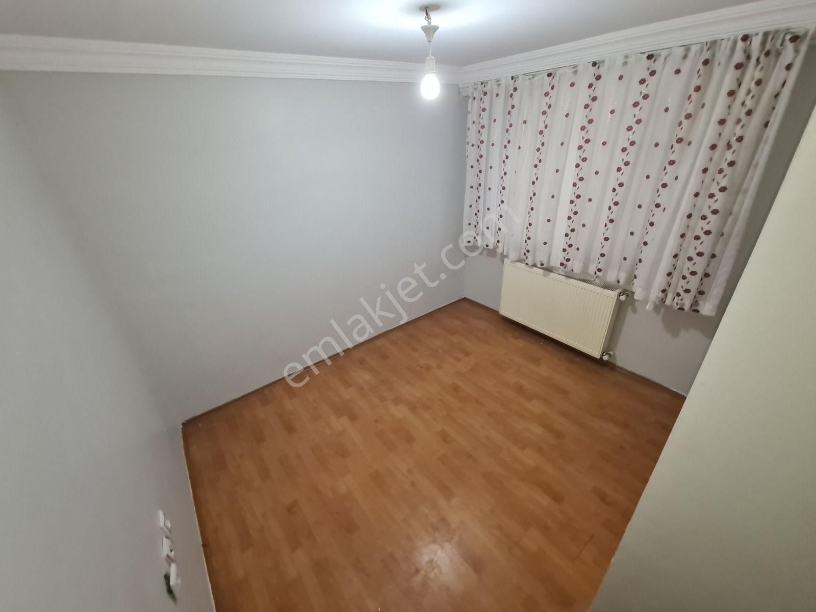 Özlem Cad. & Selim Cad. Arasında Yapılı Kat Konumlu Kiralık 3+1 - Görsel 20