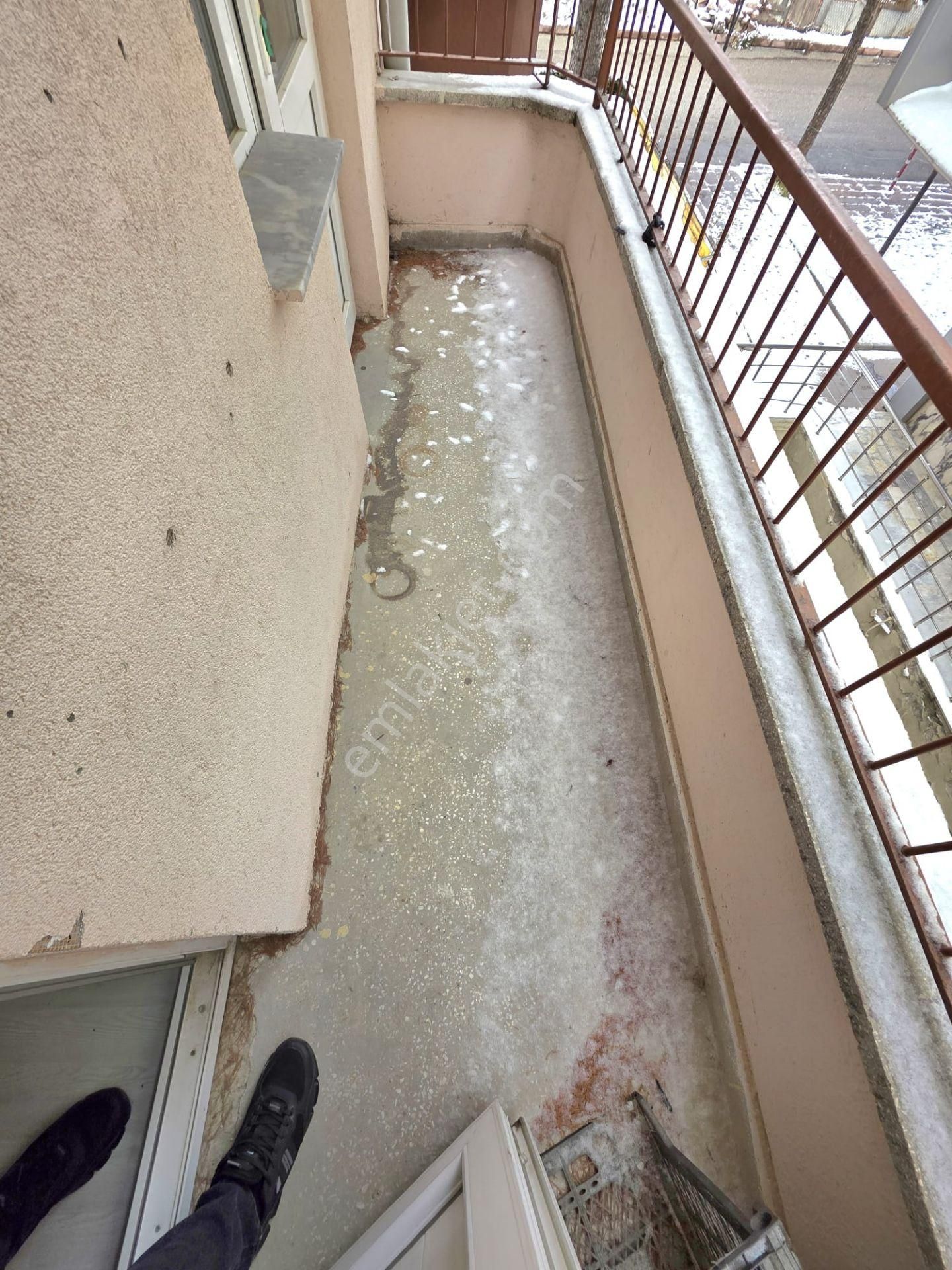 İnce Emlak! Tan Büyük Kayaş' Ta Tren İstasyon Dibi Ara Kat Güney Cephe 3+1 Daire - Görsel 35