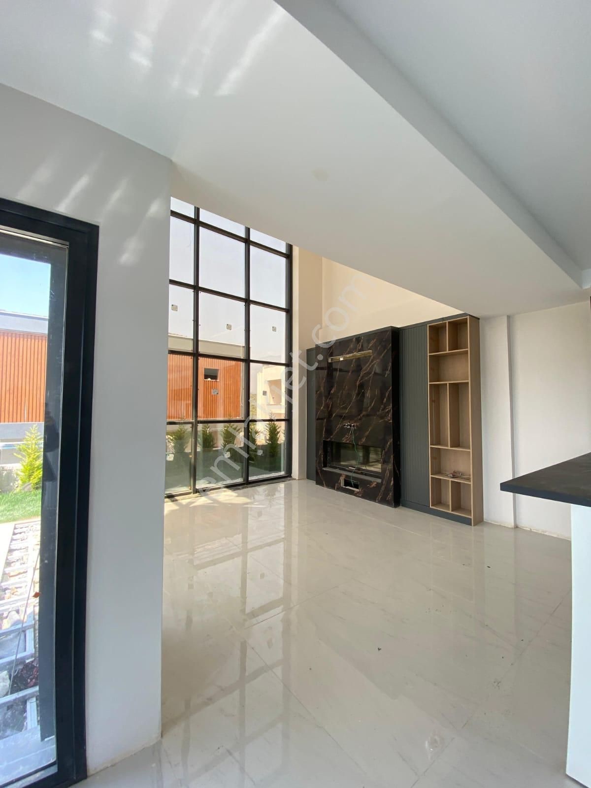 Panoramik Manzara - Özel Havuz - Akıllı Sistem 4+1 Villa - Görsel 33