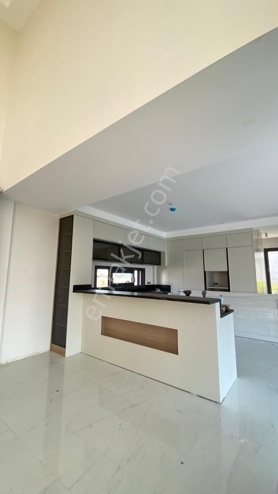 Panoramik Manzara - Özel Havuz - Akıllı Sistem 4+1 Villa - Görsel 10