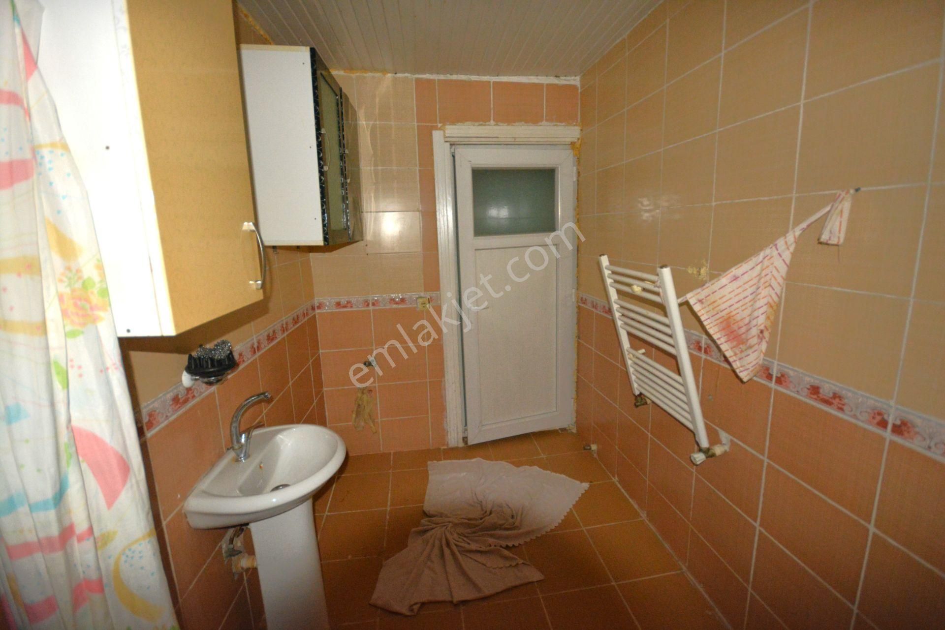 Satılık 85 M² Çok Uygun Fiyata!! 2+1 Toprak Hisseli Çatı Katı Daire - Görsel 13