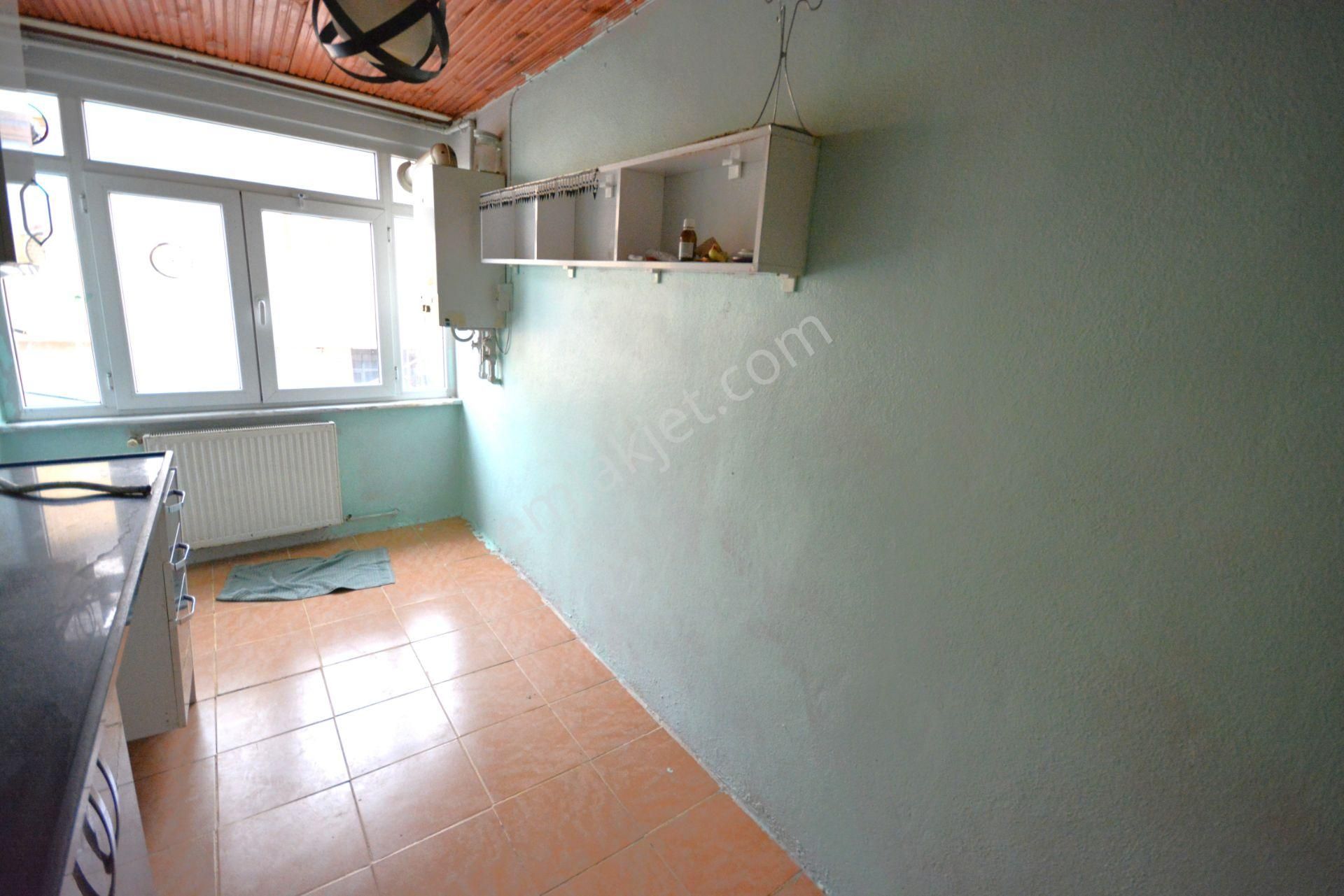 Satılık 85 M² Çok Uygun Fiyata!! 2+1 Toprak Hisseli Çatı Katı Daire - Görsel 8