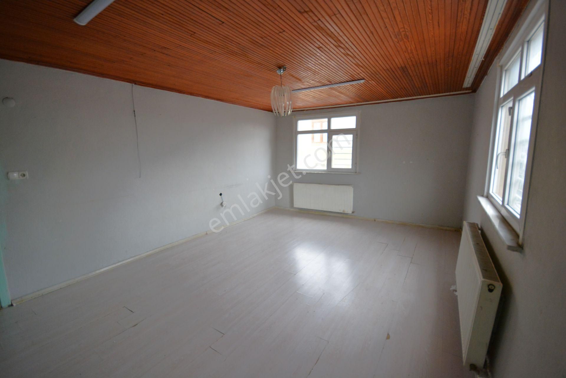 Satılık 85 M² Çok Uygun Fiyata!! 2+1 Toprak Hisseli Çatı Katı Daire - Görsel 18