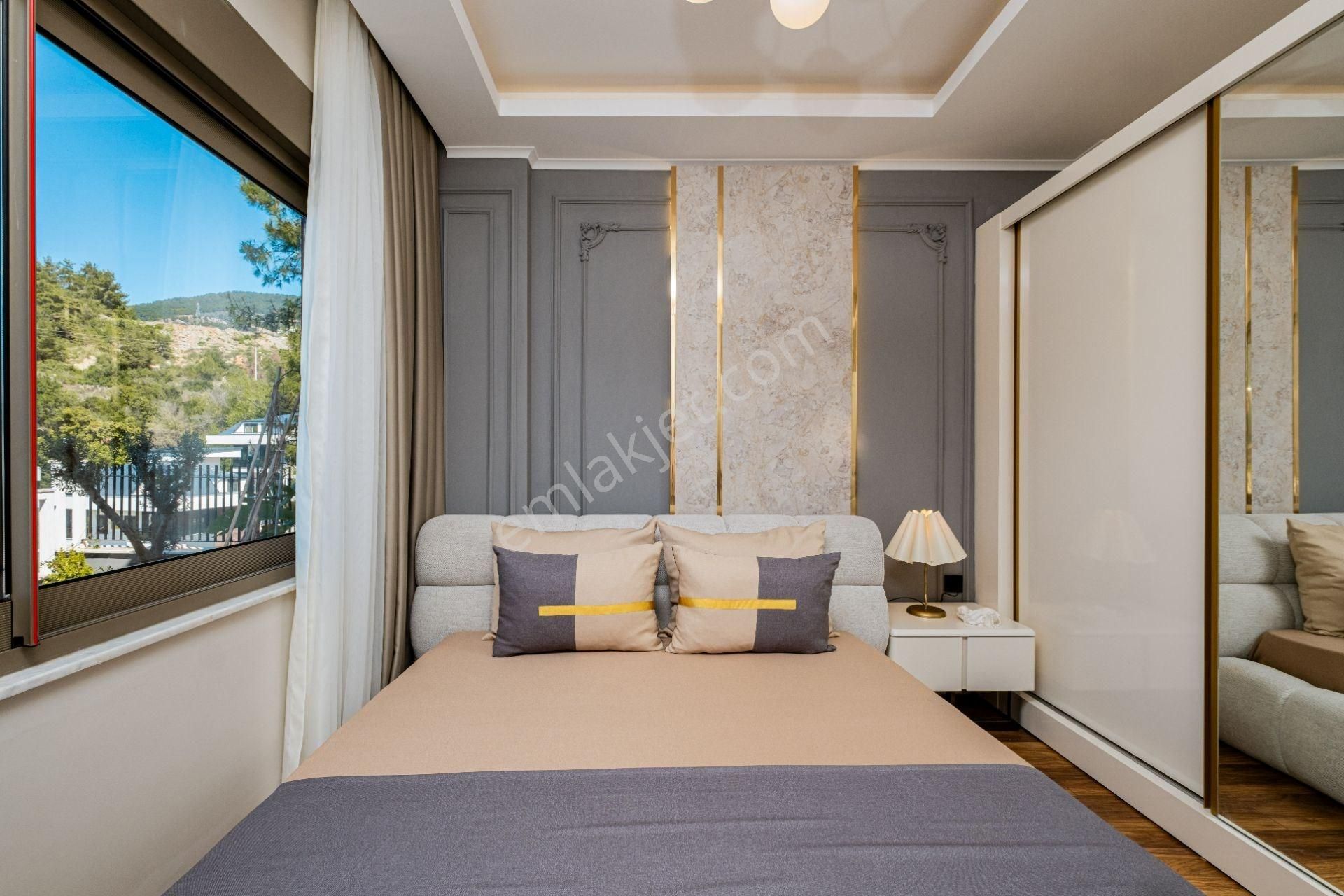 Alanya Oba’da Deniz & Doğa Manzaralı Müstakil Havuzlu Lüks 4+1 Villa - Görsel 9