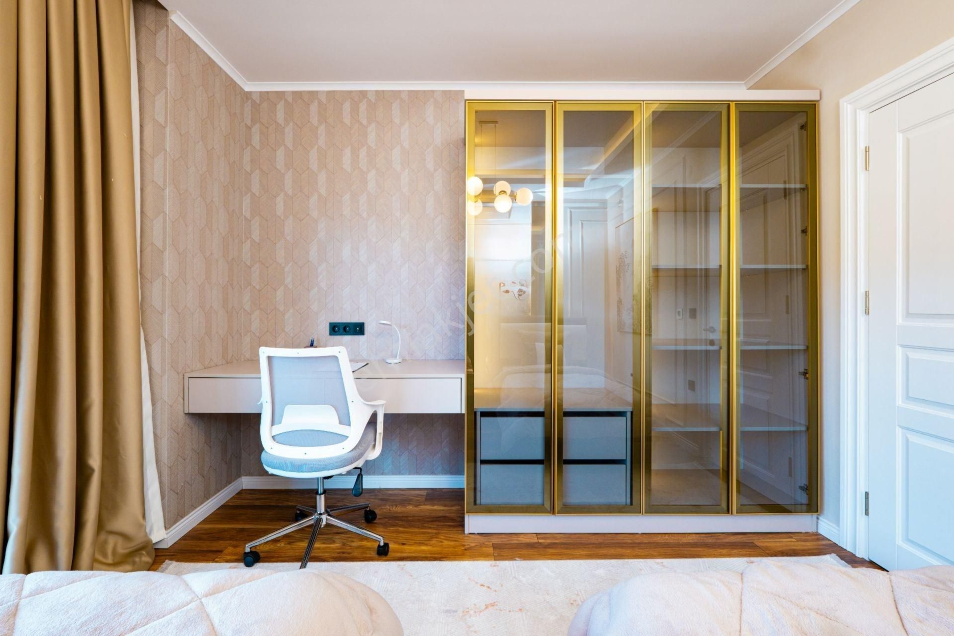 Alanya Oba’da Deniz & Doğa Manzaralı Müstakil Havuzlu Lüks 4+1 Villa - Görsel 14