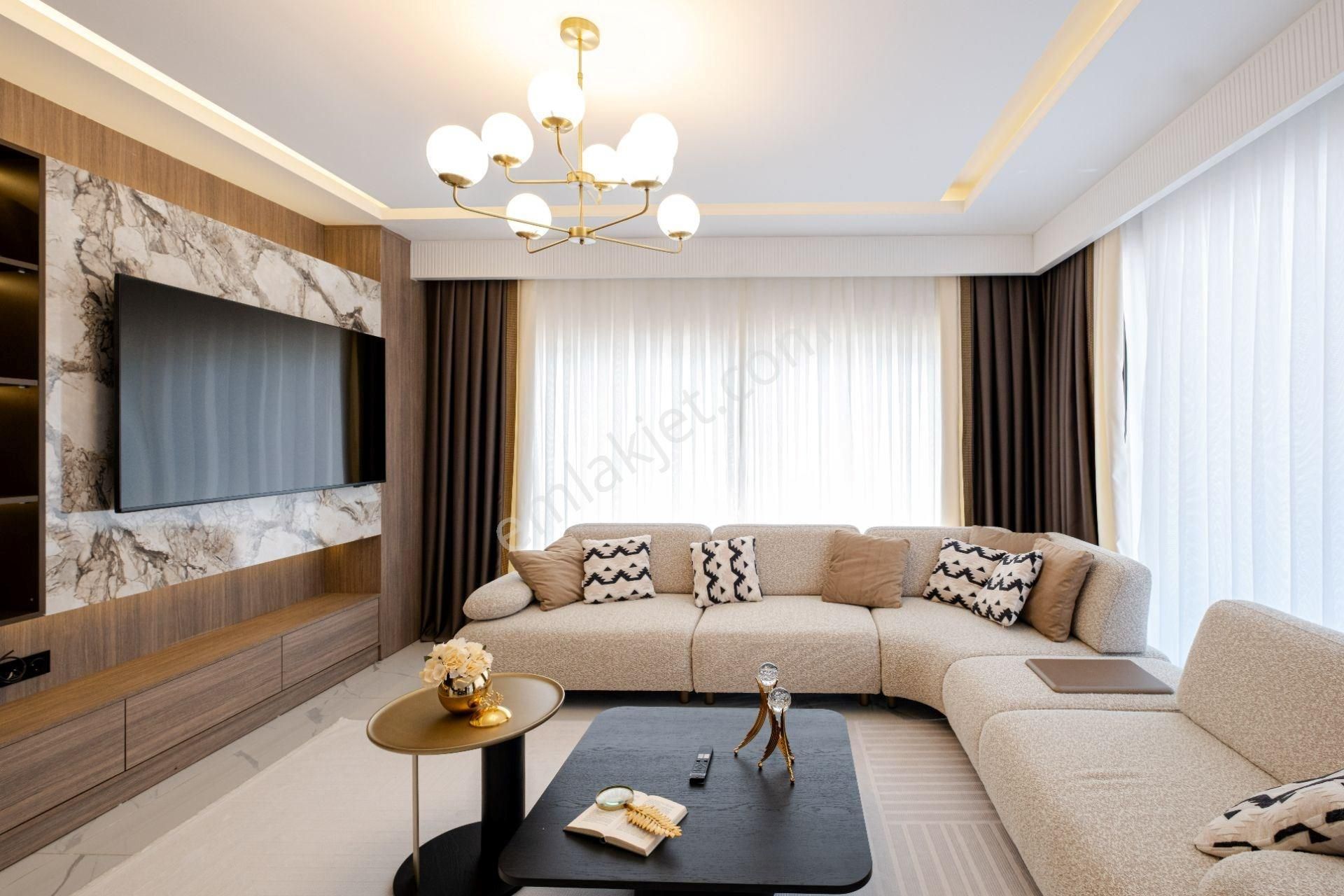 Alanya Oba’da Deniz & Doğa Manzaralı Müstakil Havuzlu Lüks 4+1 Villa - Görsel 7