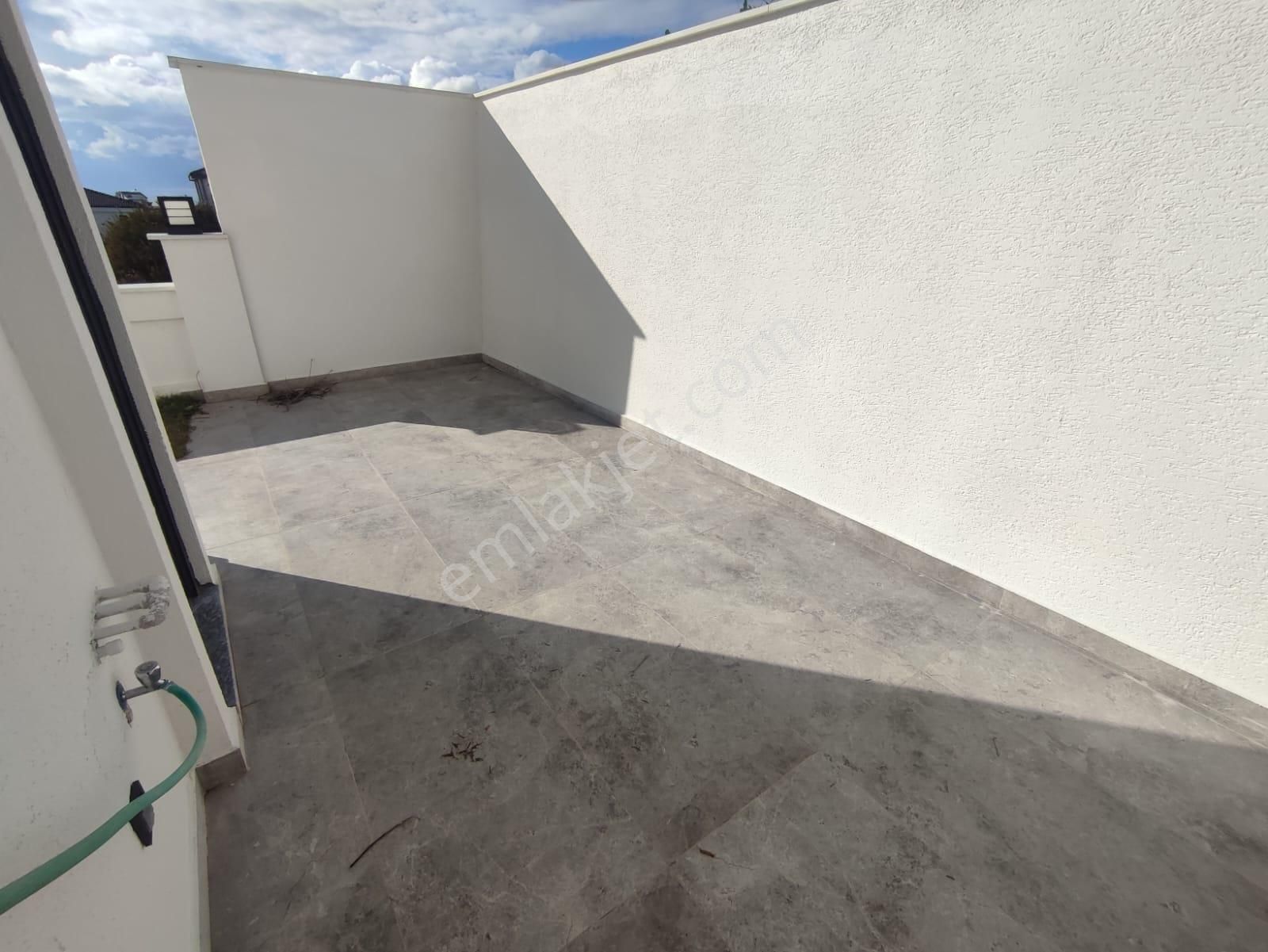 Didim Hisar Mahallesinde Bitişik Nizam 2+1 Modern Villa - Görsel 21