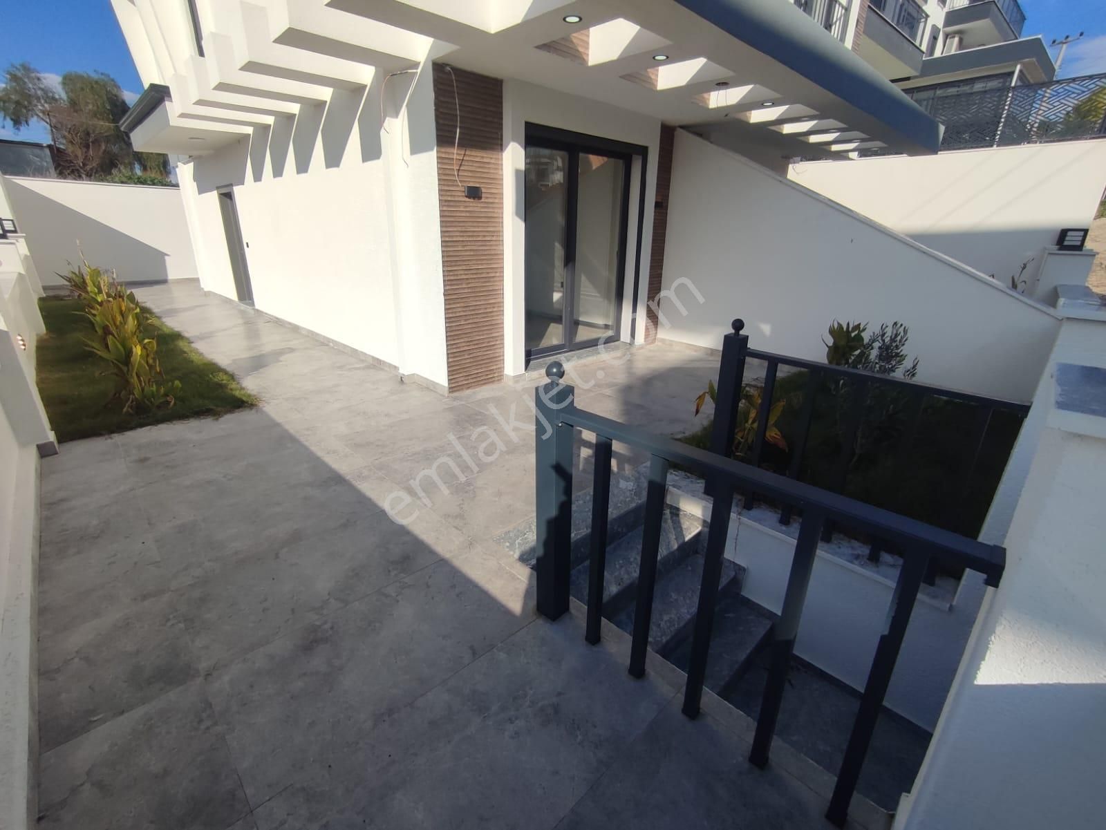Didim Hisar Mahallesinde Bitişik Nizam 2+1 Modern Villa - Görsel 18