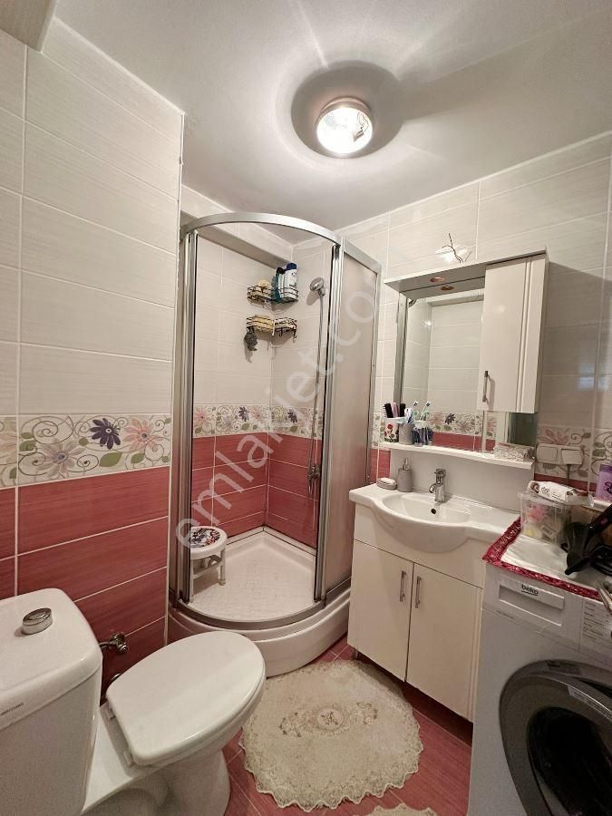 Serkan Gayrimenkulden Bahçelievler Muhsin Yazıcı Spor Kompleksi Yakını - Görsel 17