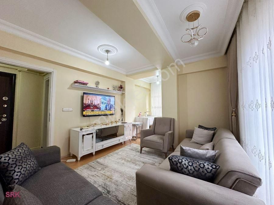 Serkan Gayrimenkulden Bahçelievler Muhsin Yazıcı Spor Kompleksi Yakını - Görsel 2