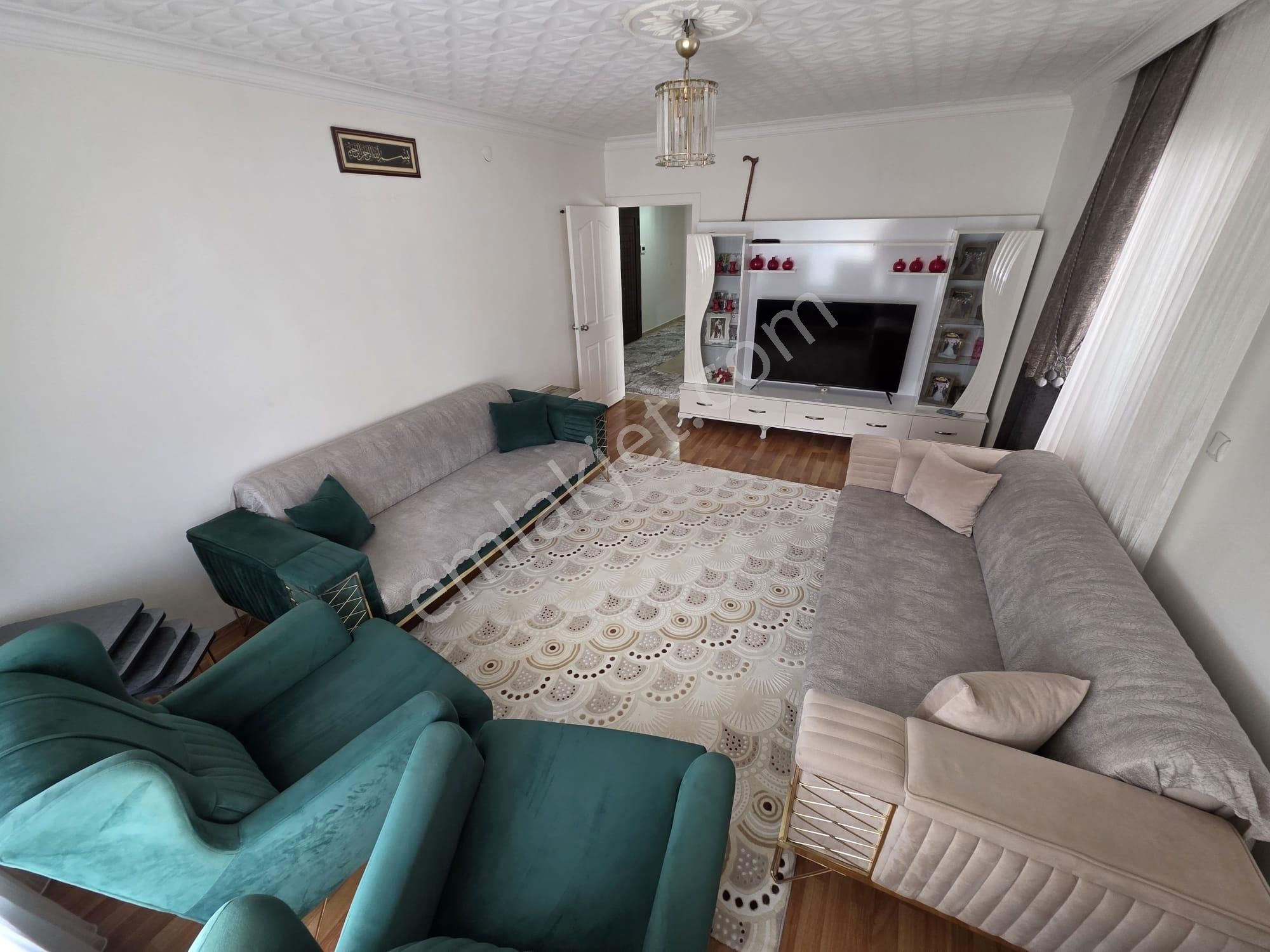 İnce Emlak' Tan Küçük Kayaş' Ta Okul, Pazar Dibi Güney Cephe Masrafsız 3+1 Daire - Görsel 8