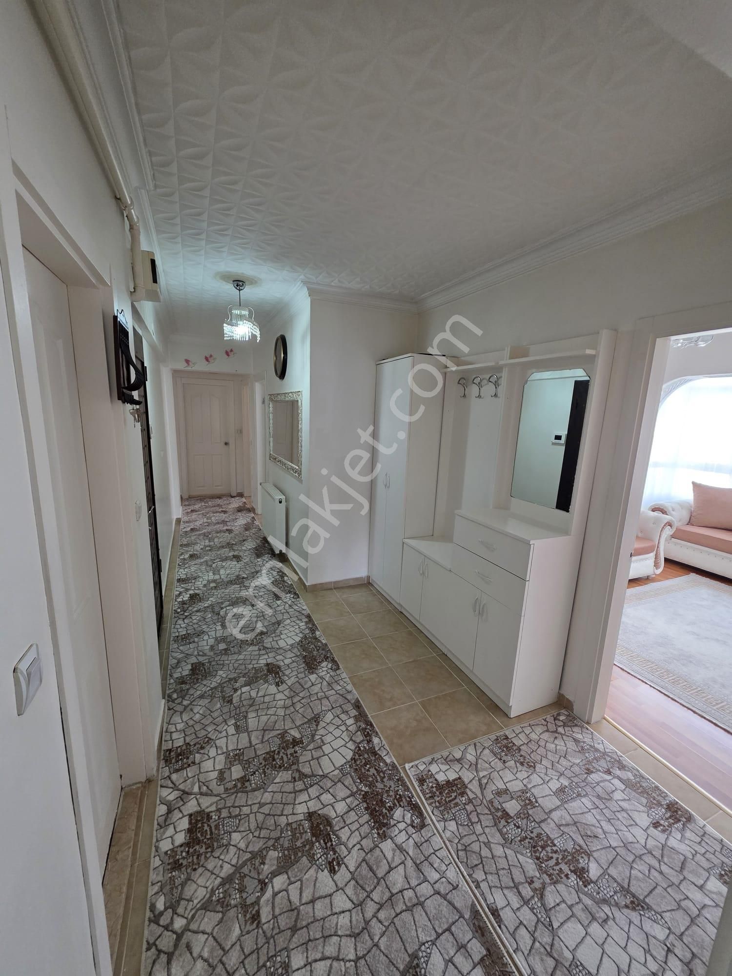 İnce Emlak' Tan Küçük Kayaş' Ta Okul, Pazar Dibi Güney Cephe Masrafsız 3+1 Daire - Görsel 14