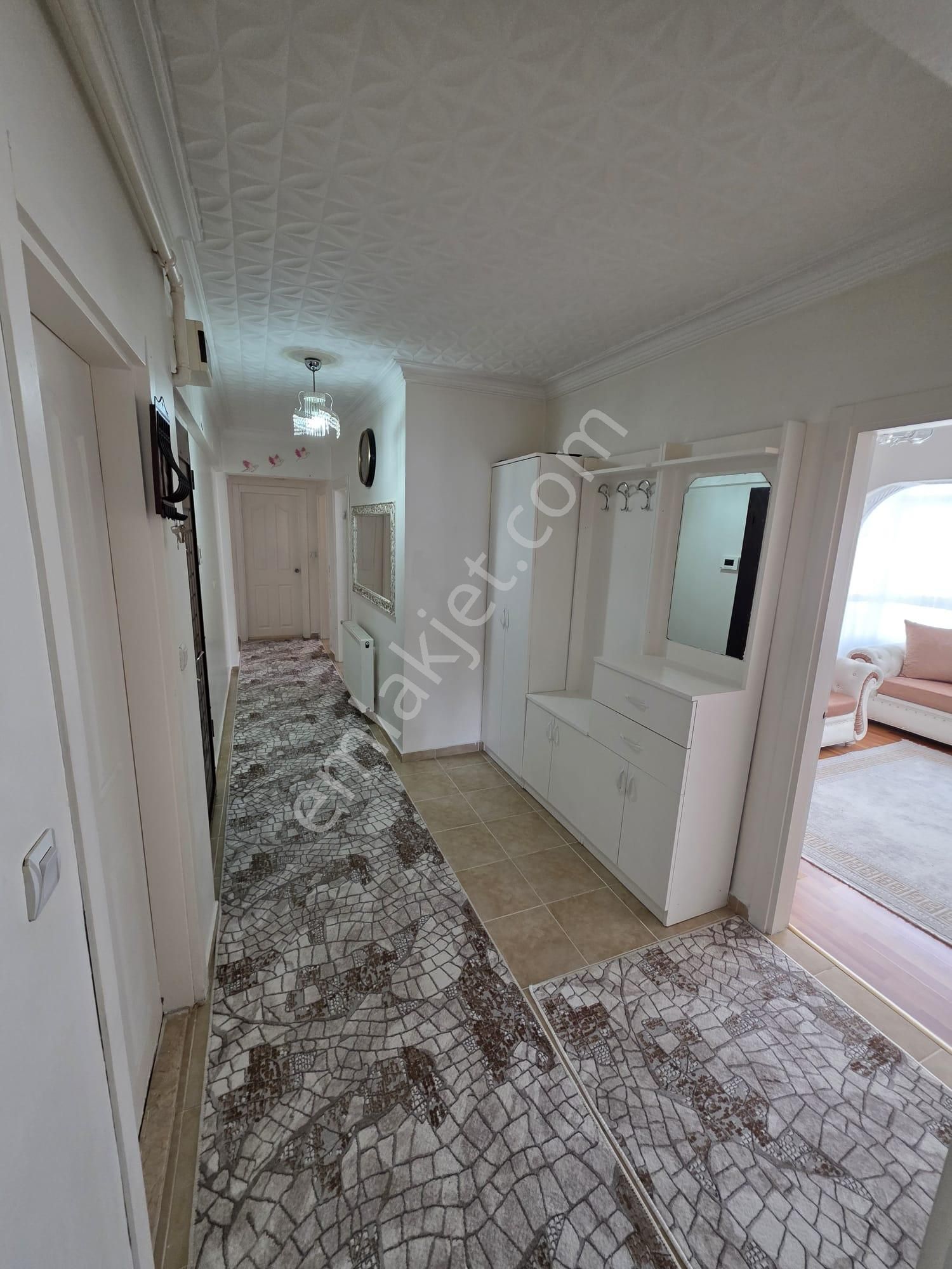 İnce Emlak' Tan Küçük Kayaş' Ta Okul, Pazar Dibi Güney Cephe Masrafsız 3+1 Daire - Görsel 13