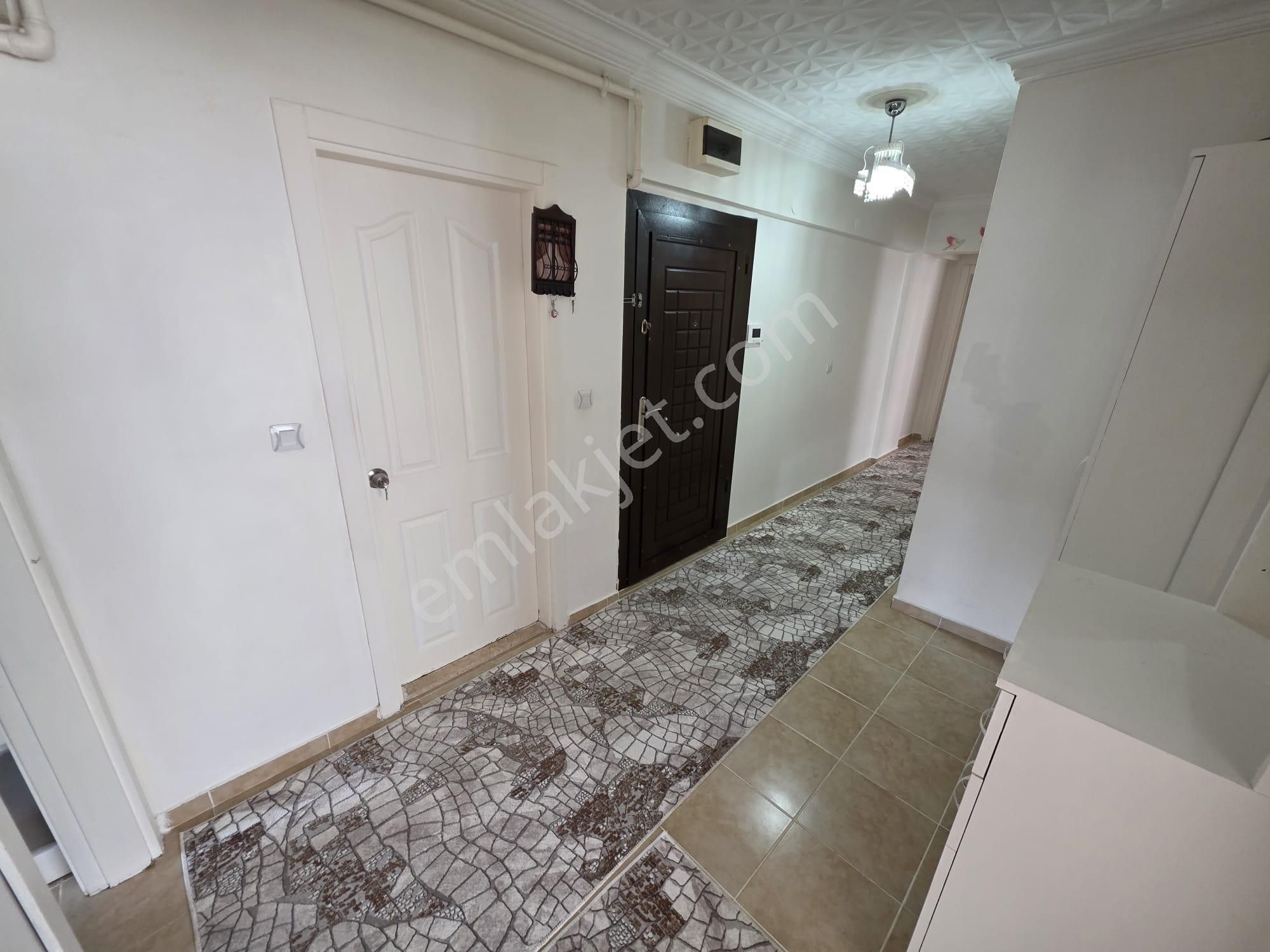 İnce Emlak' Tan Küçük Kayaş' Ta Okul, Pazar Dibi Güney Cephe Masrafsız 3+1 Daire - Görsel 19