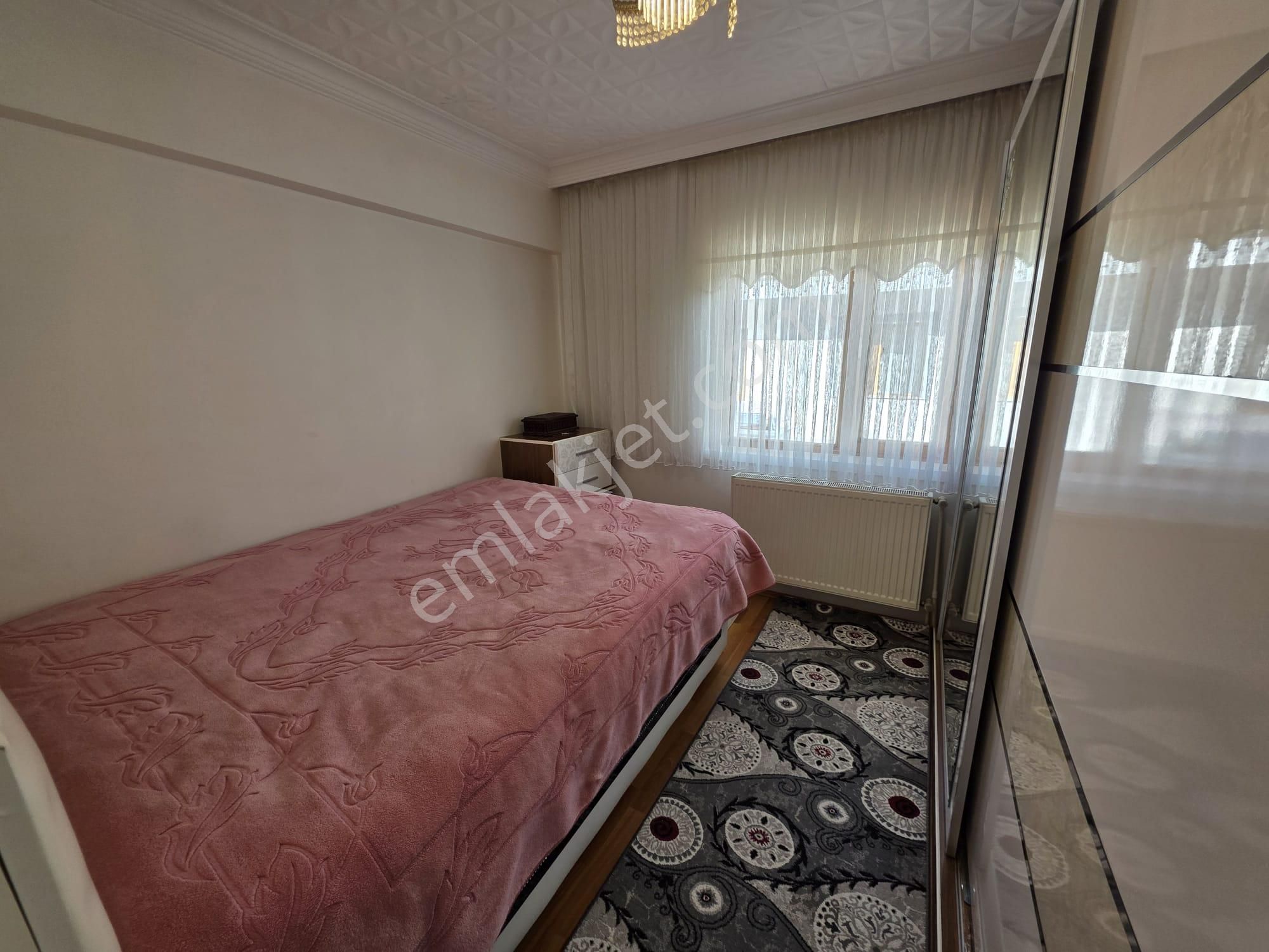 İnce Emlak' Tan Küçük Kayaş' Ta Okul, Pazar Dibi Güney Cephe Masrafsız 3+1 Daire - Görsel 25