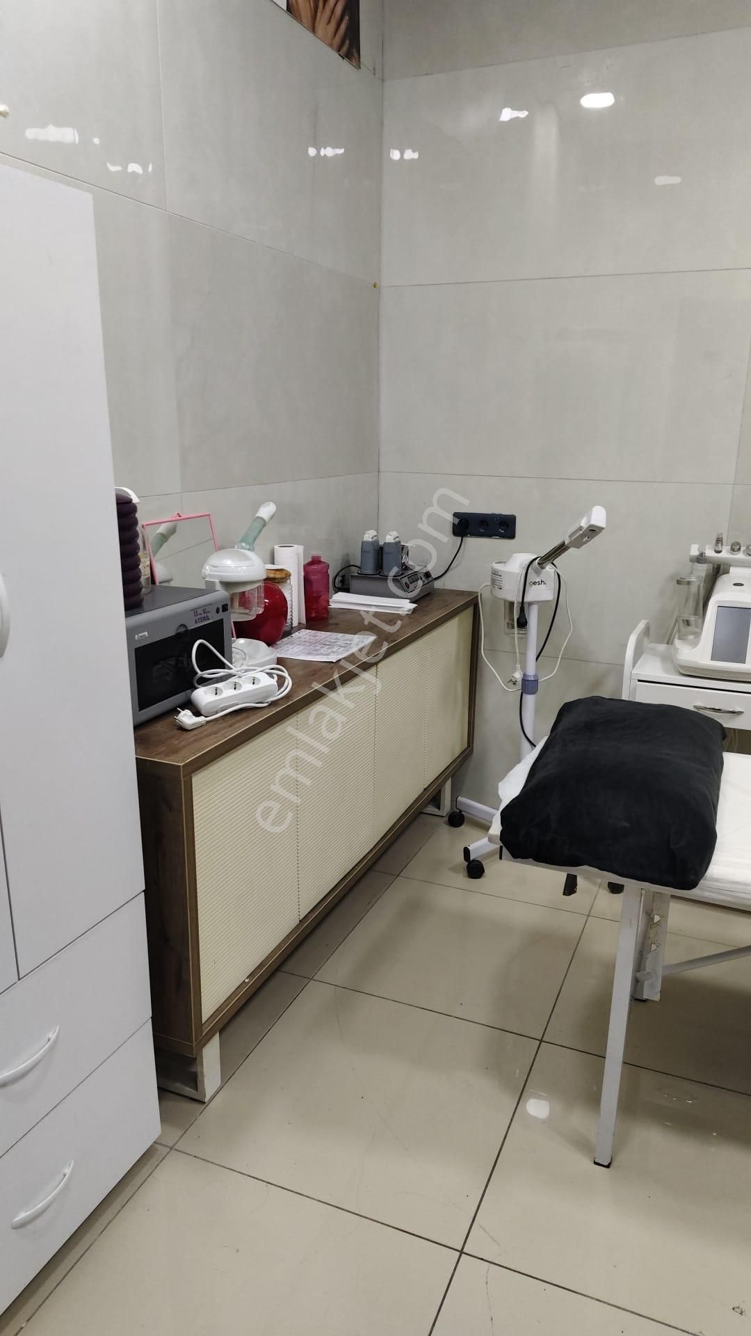 Fatih Molla Güranide Devren Kiralık Bayan Kuaförü - Görsel 6