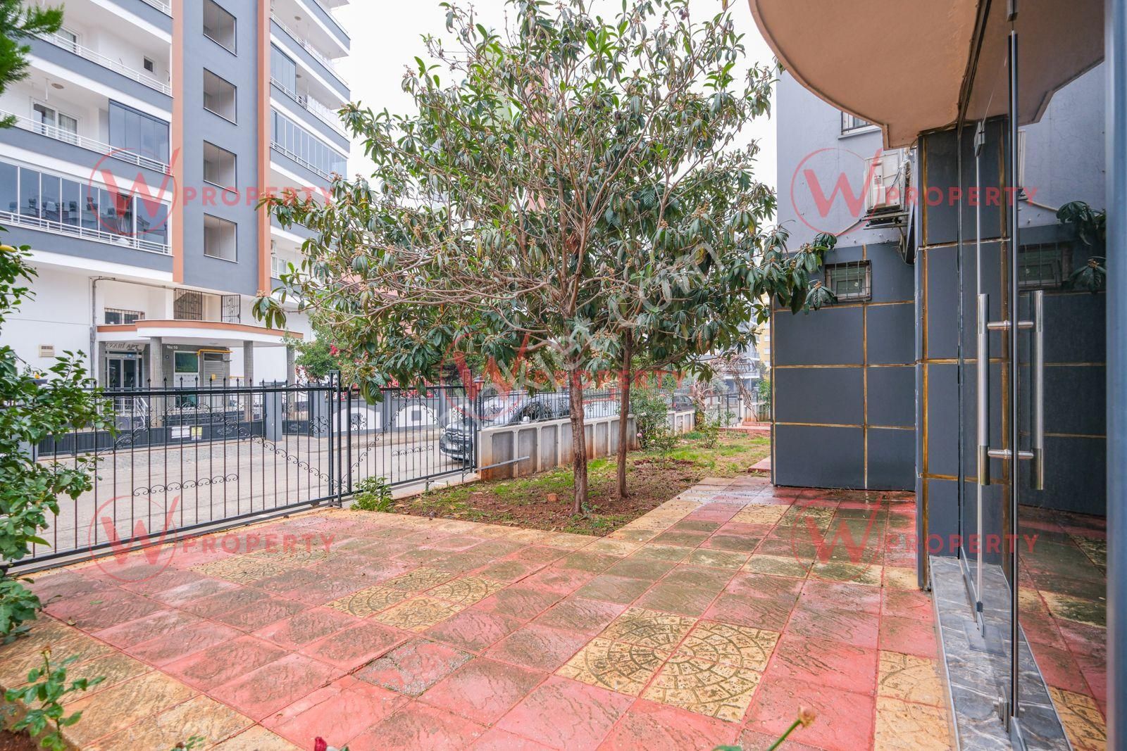 W Property Palm City Civarında Geniş Ön Kullanıma Sahip İşyeri - Görsel 15