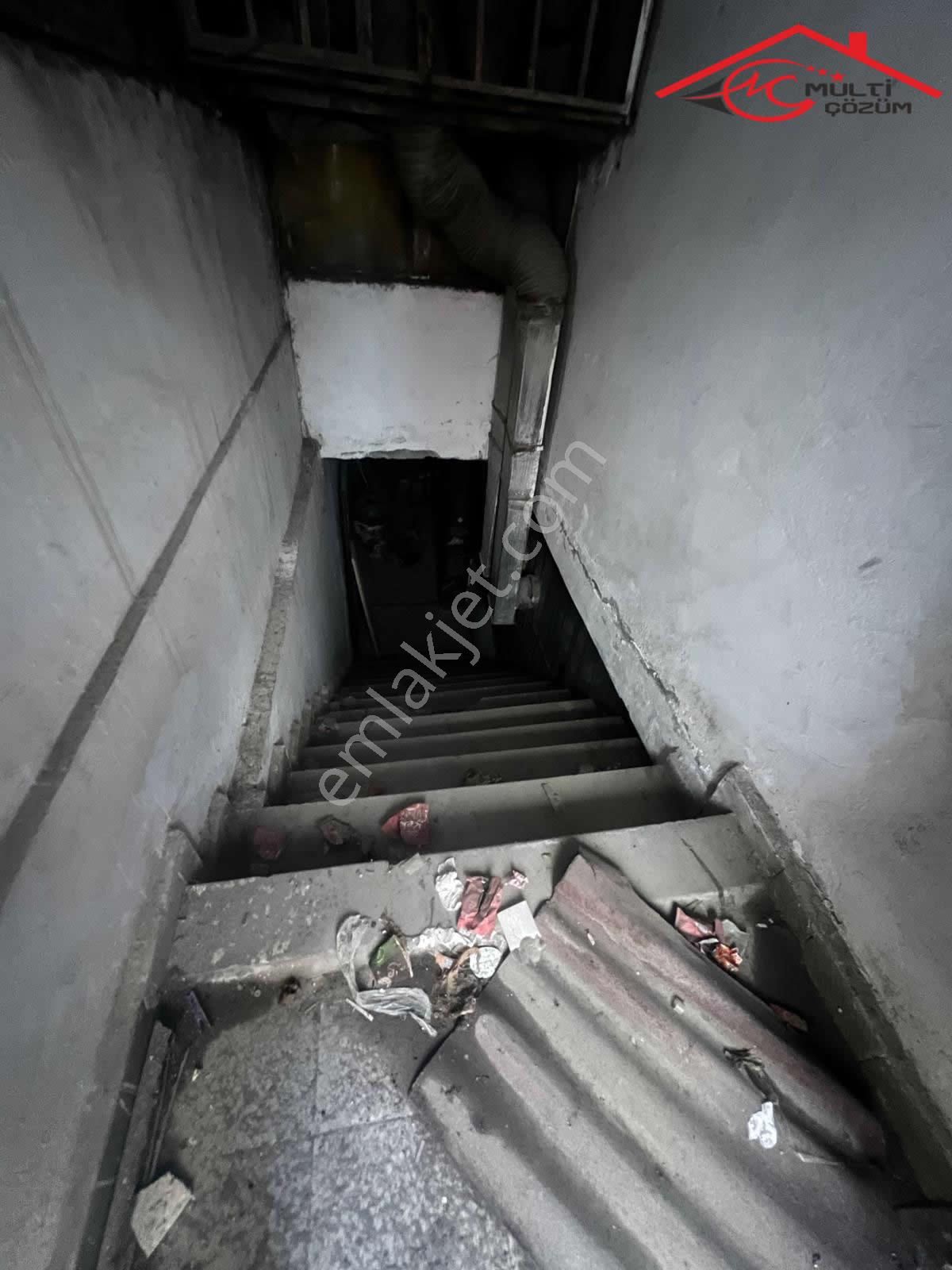 Yenibosna Zafer Mahallesinde Kiralık İşyeri Dükkan Depo Atölye - Görsel 11
